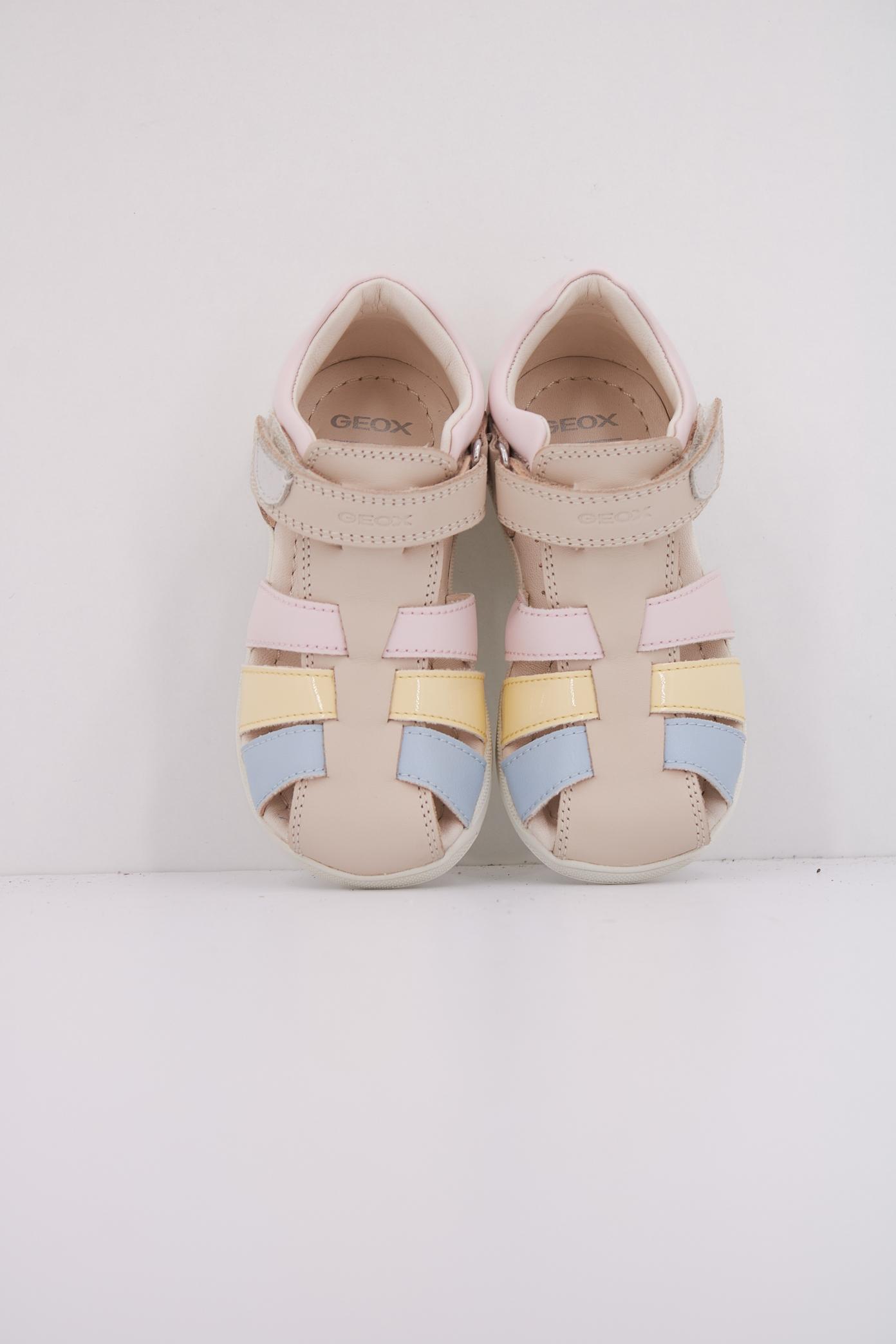 GEOX B SANDAL MACCHIA GIRL en color BEIS  (3)
