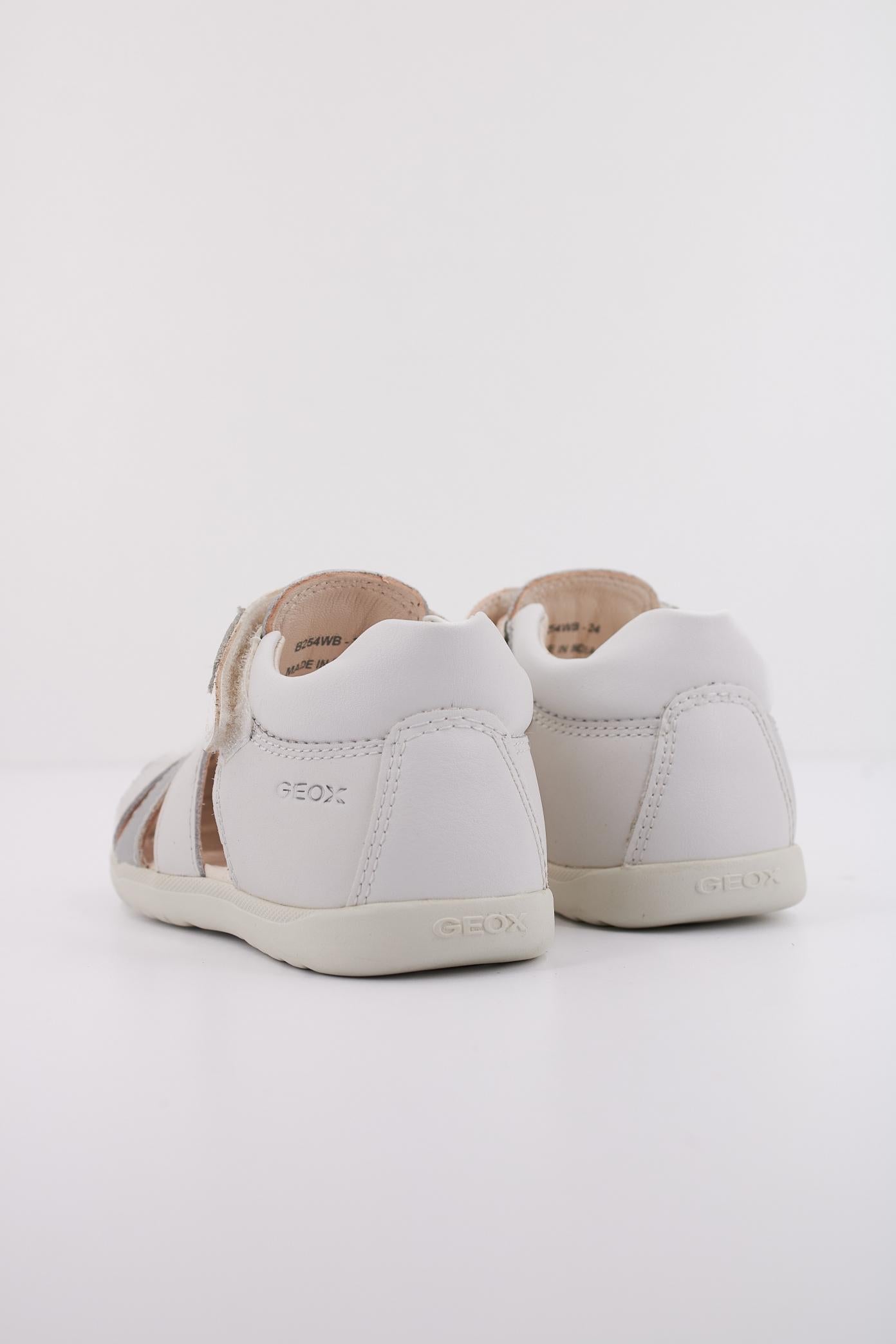 GEOX  B SANDAL MACCHIA GIR en color BLANCO  (4)