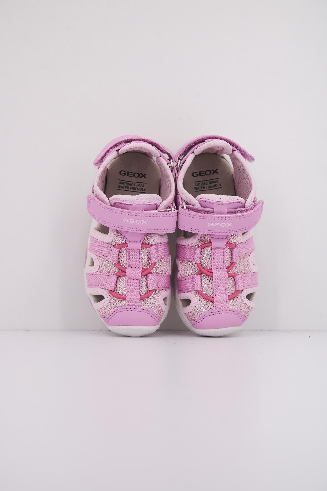 GEOX B SANDAL MULTY GIRL en color ROSA  (3)