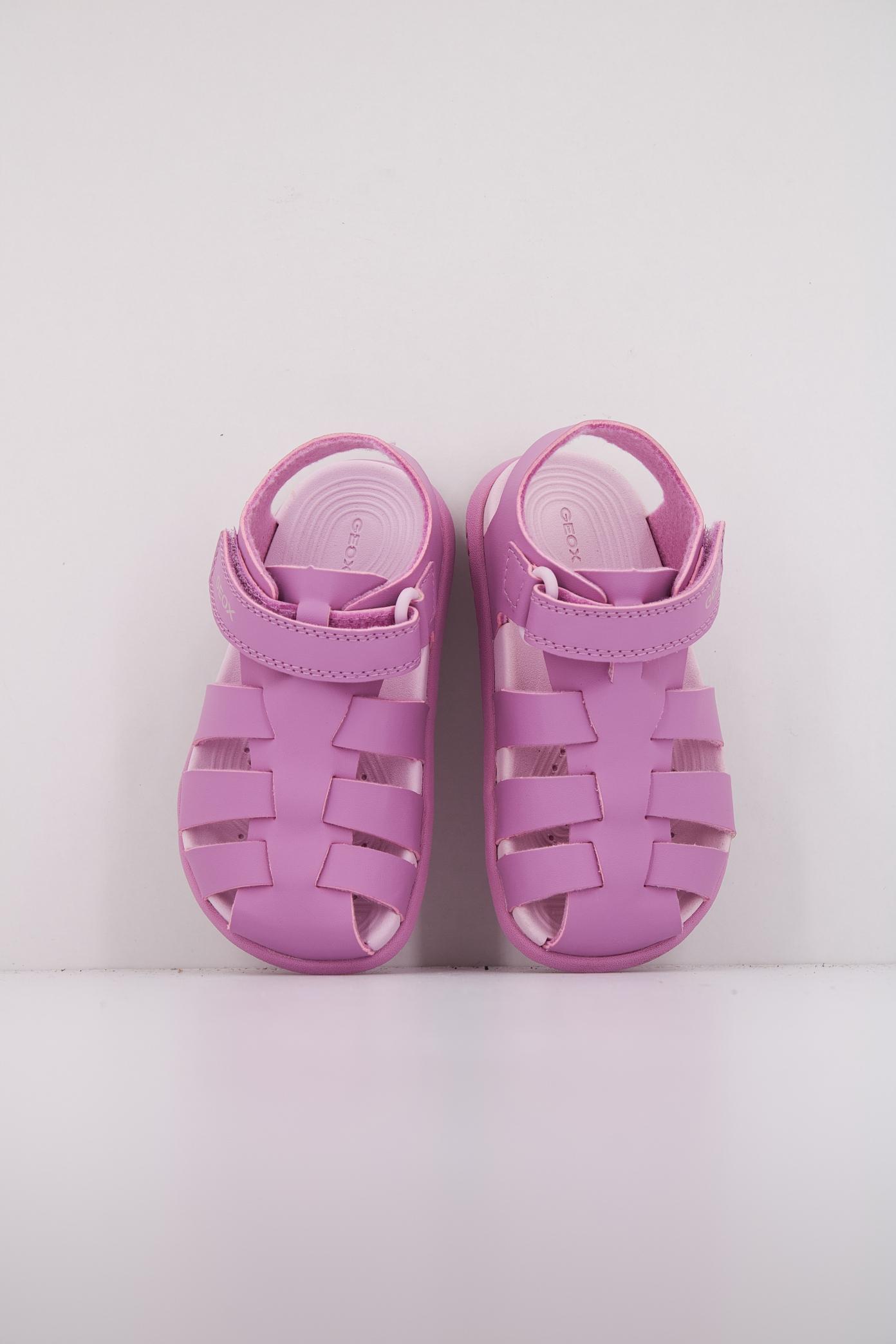 GEOX B SANDAL FUSBETTO GI en color ROSA  (3)