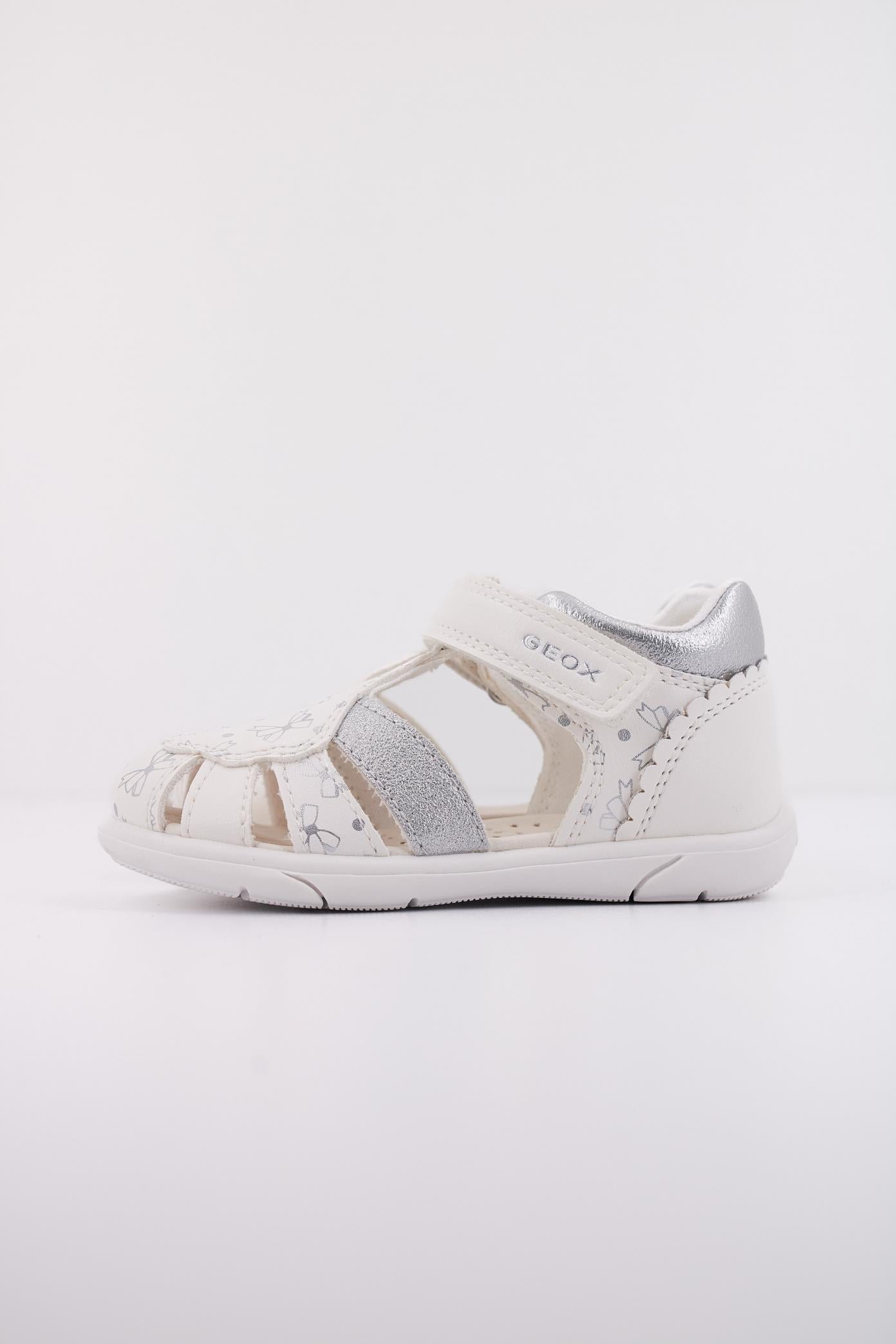 GEOX  B SANDAL ZAPITO GIRL en color BLANCO  (1)