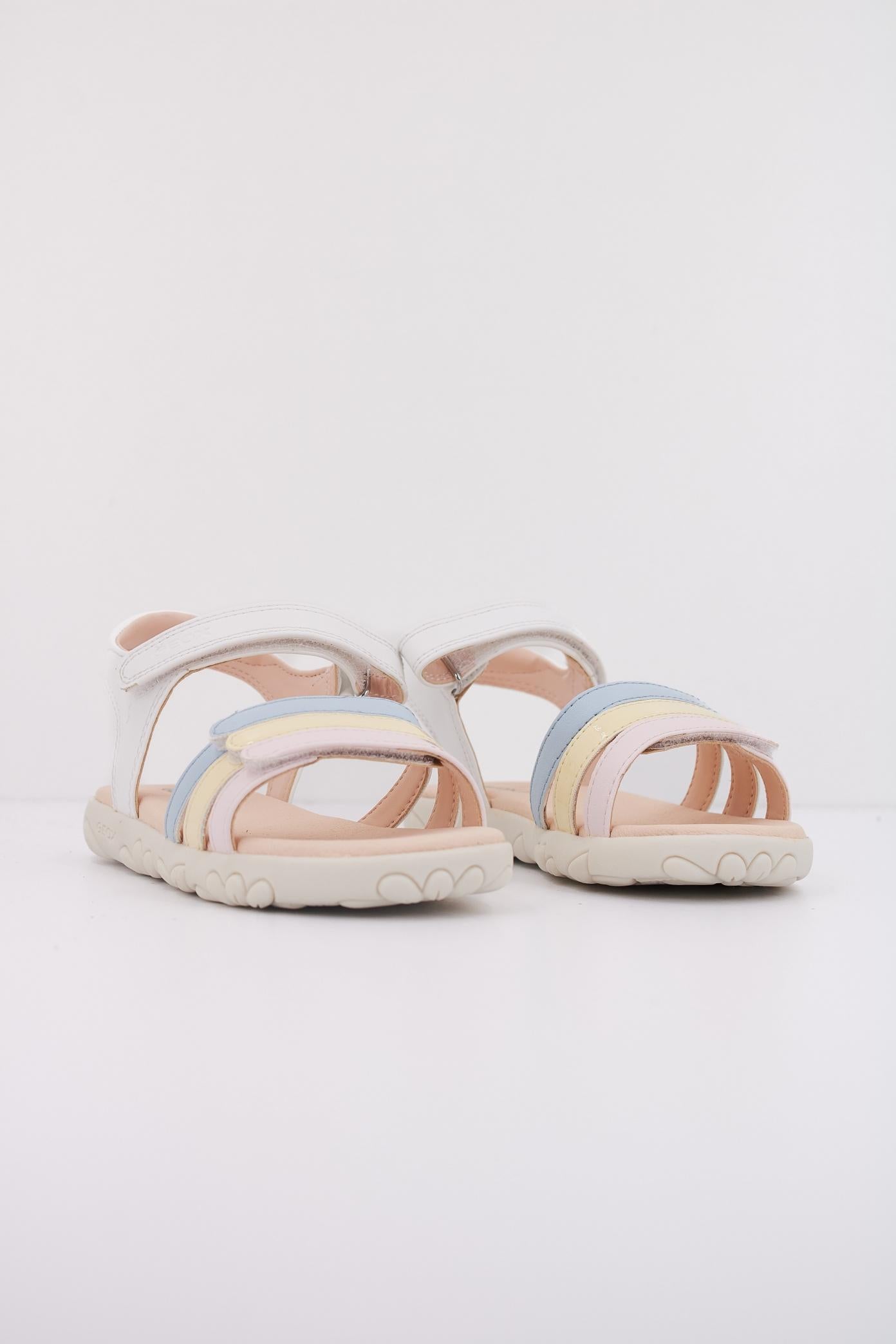 GEOX  en color BLANCO  (2)
