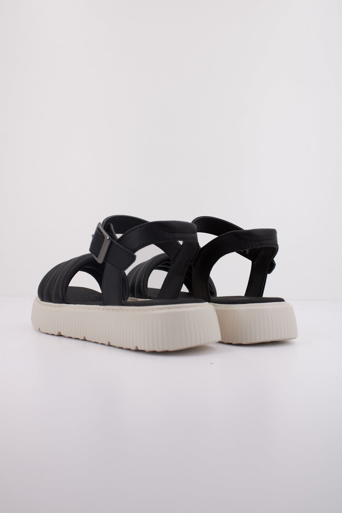 GEOX  J SANDAL KODETTE GIR en color NEGRO  (4)