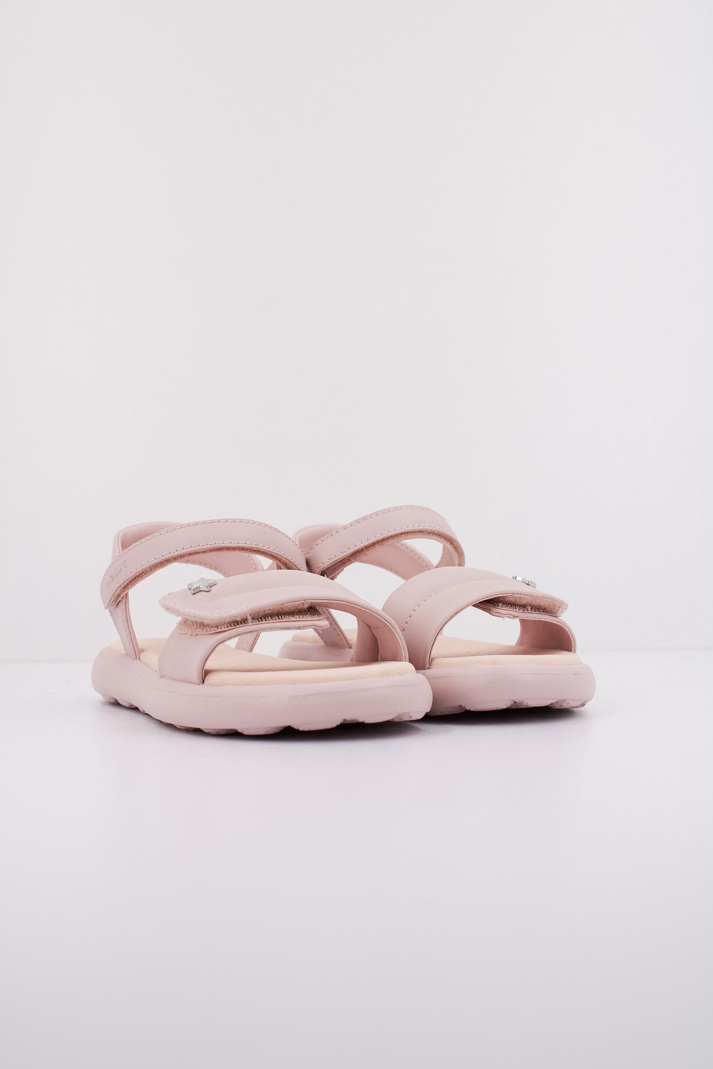 GEOX J SANDAL PUFFYPOP GI en color ROSA  (2)