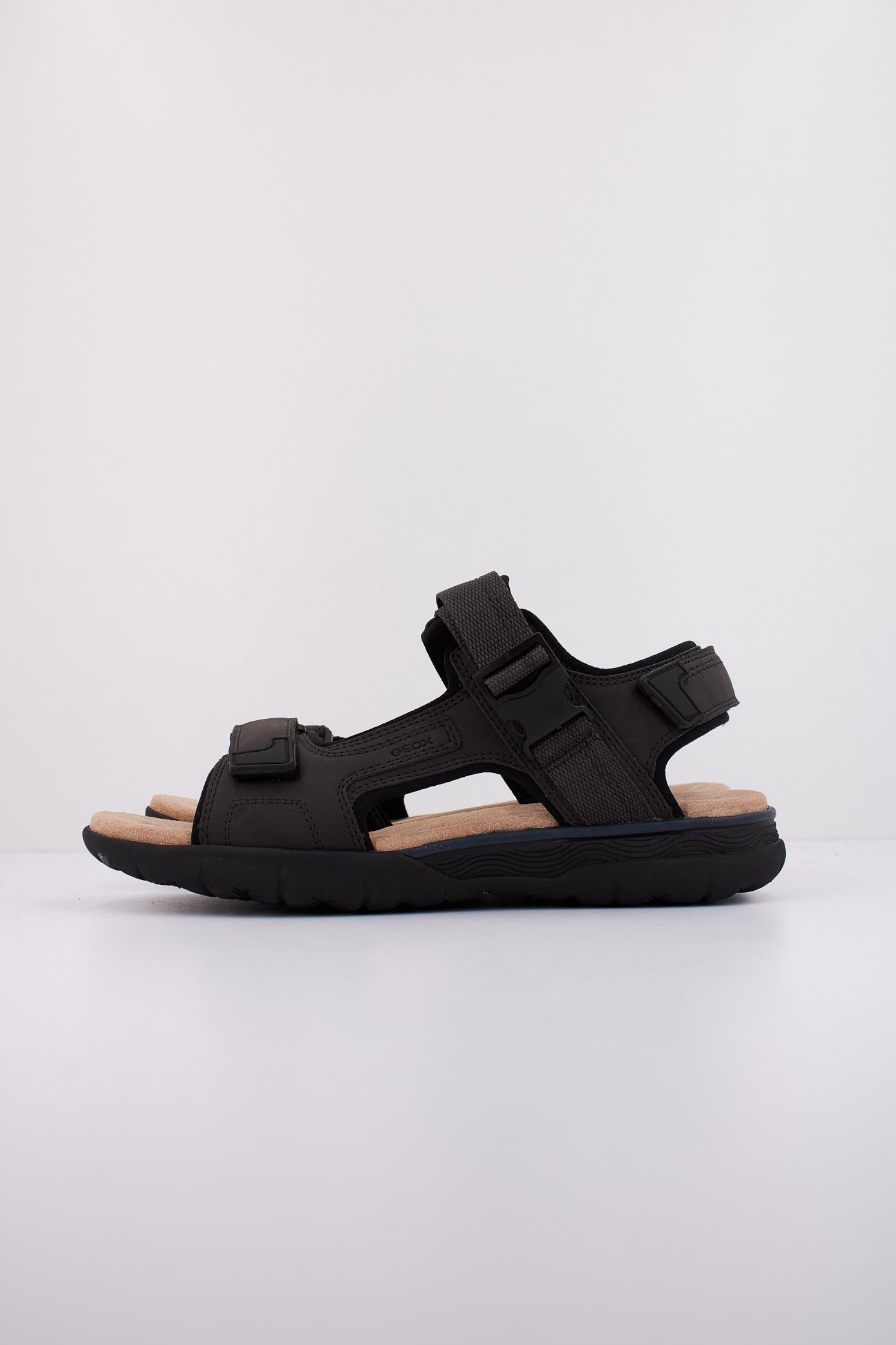 GEOX U SPHERICA EC en color MARRON  (1)