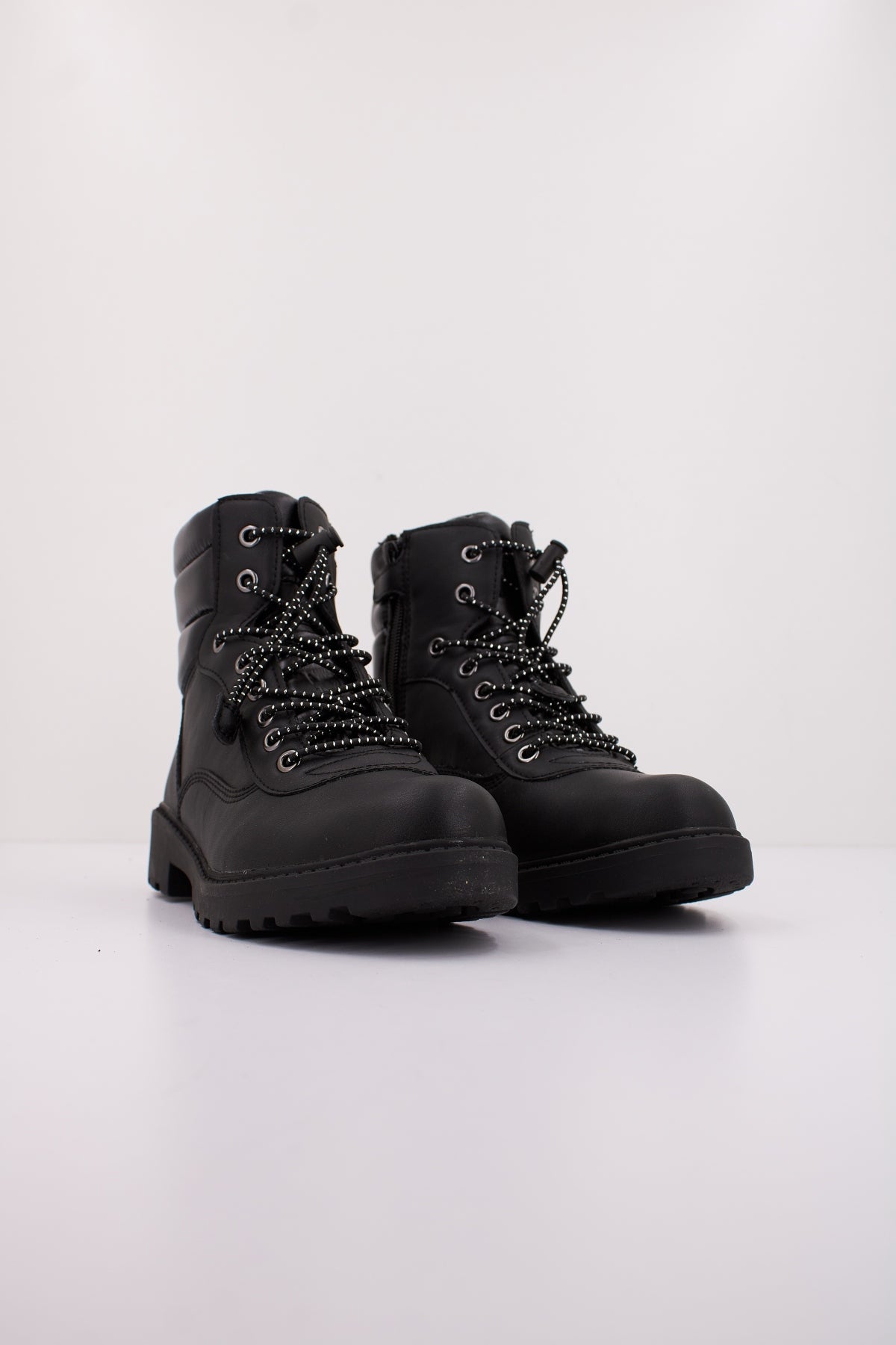 GEOX J CASEY GIRL B ABX en color NEGRO  (2)