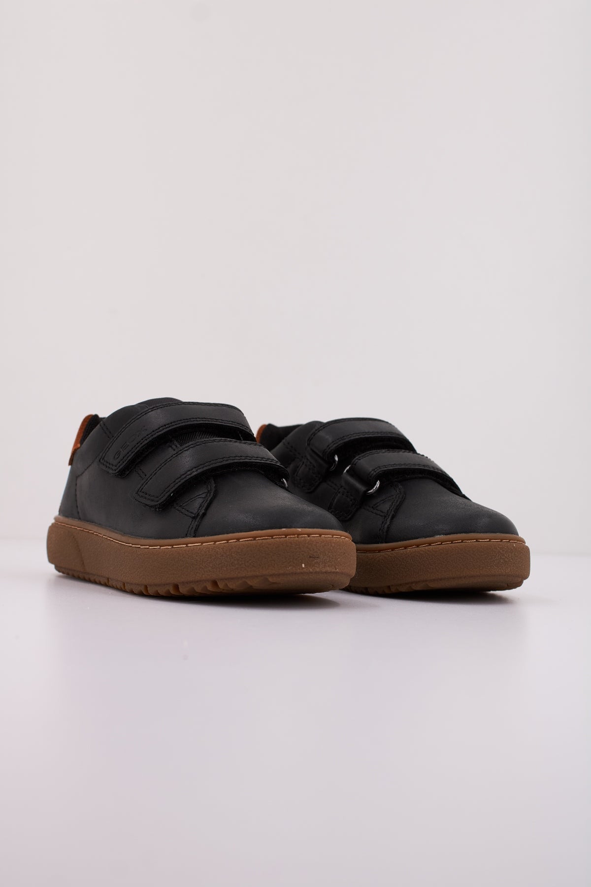 GEOX J THELEVEN BOY en color NEGRO  (2)