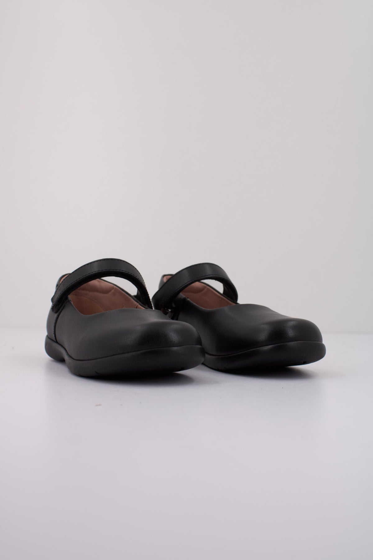 GEOX J NAIMARA GIRL en color NEGRO  (2)