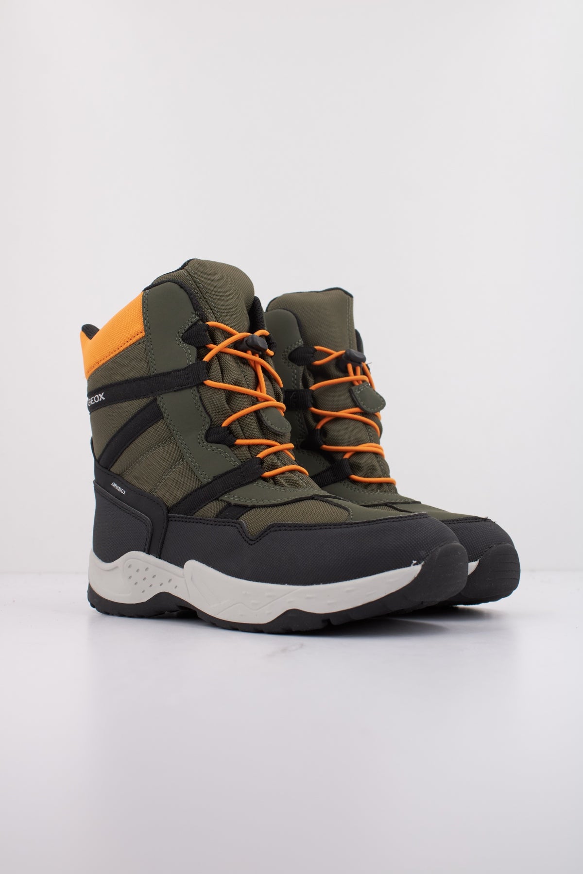 GEOX J SENTIERO BOY B ABX en color VERDE  (2)