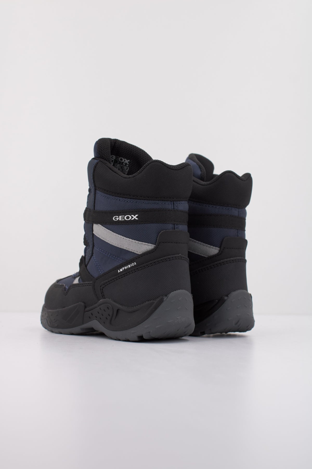 GEOX J SENTIERO BOY B ABX en color AZUL  (4)