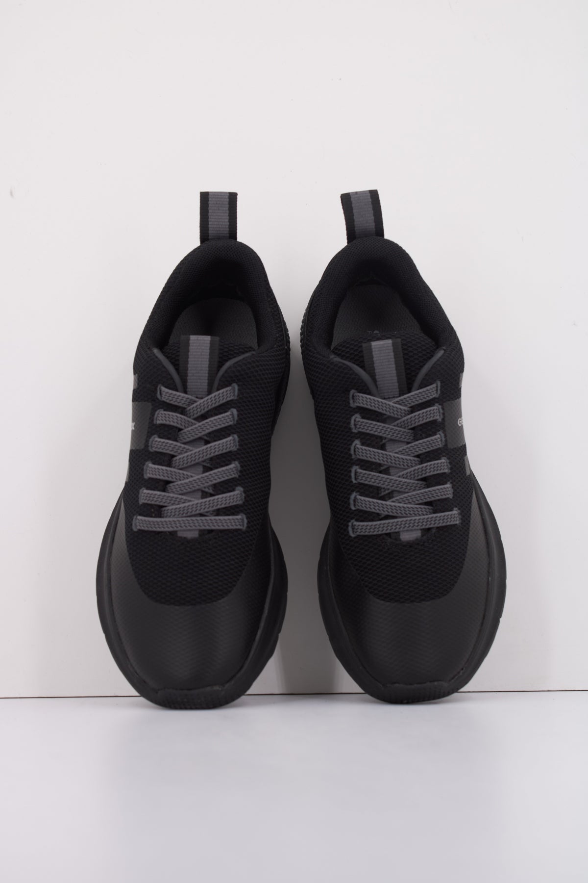 GEOX J ACTIVART BOY en color NEGRO  (3)