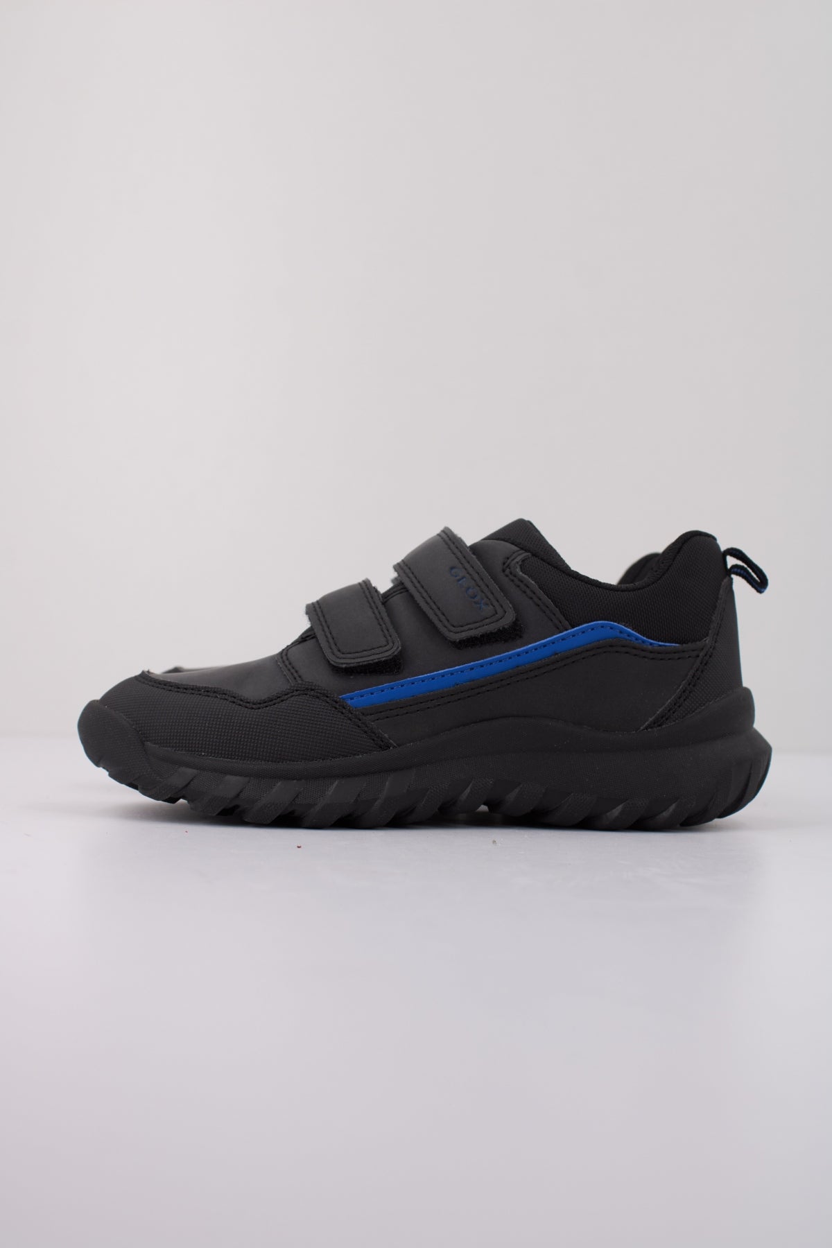 GEOX J SIMBYOS BOY en color NEGRO  (1)