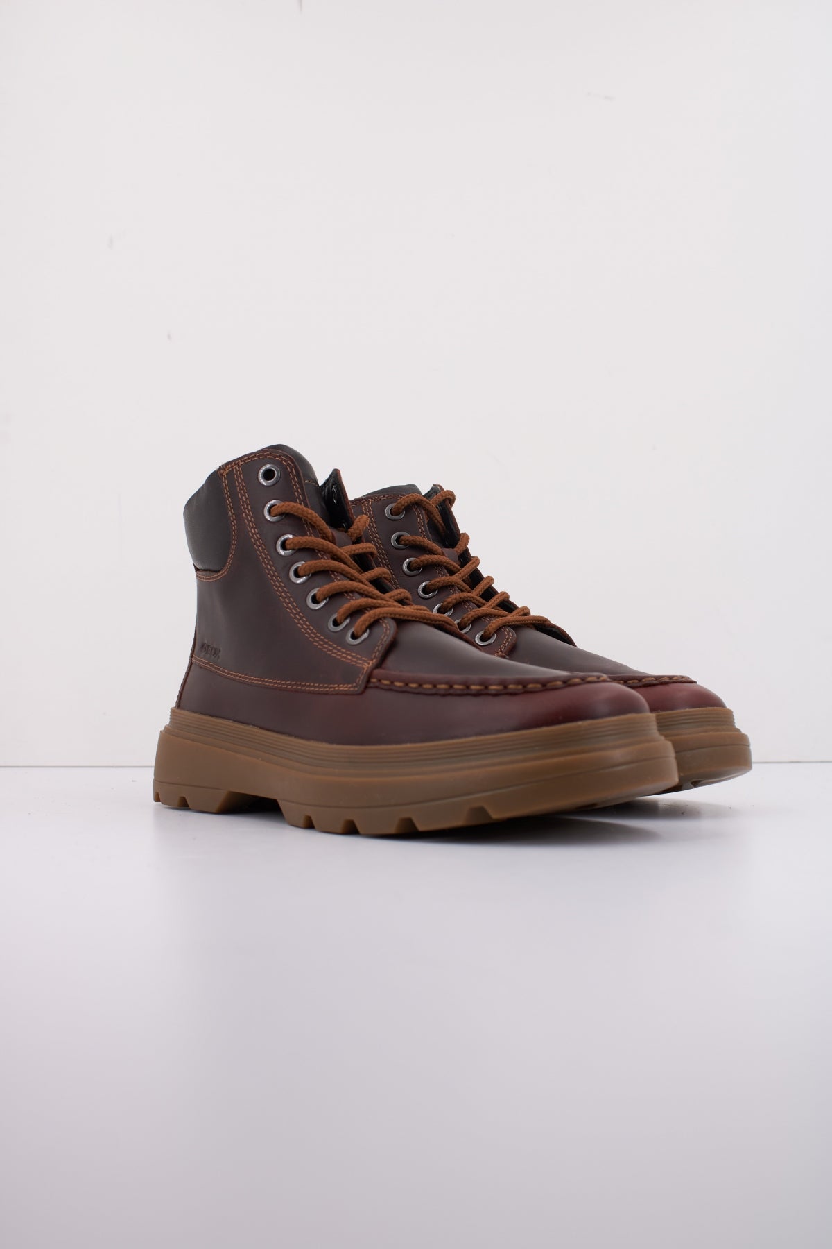 GEOX J KIDDARTAH BOY en color BURDEOS  (2)