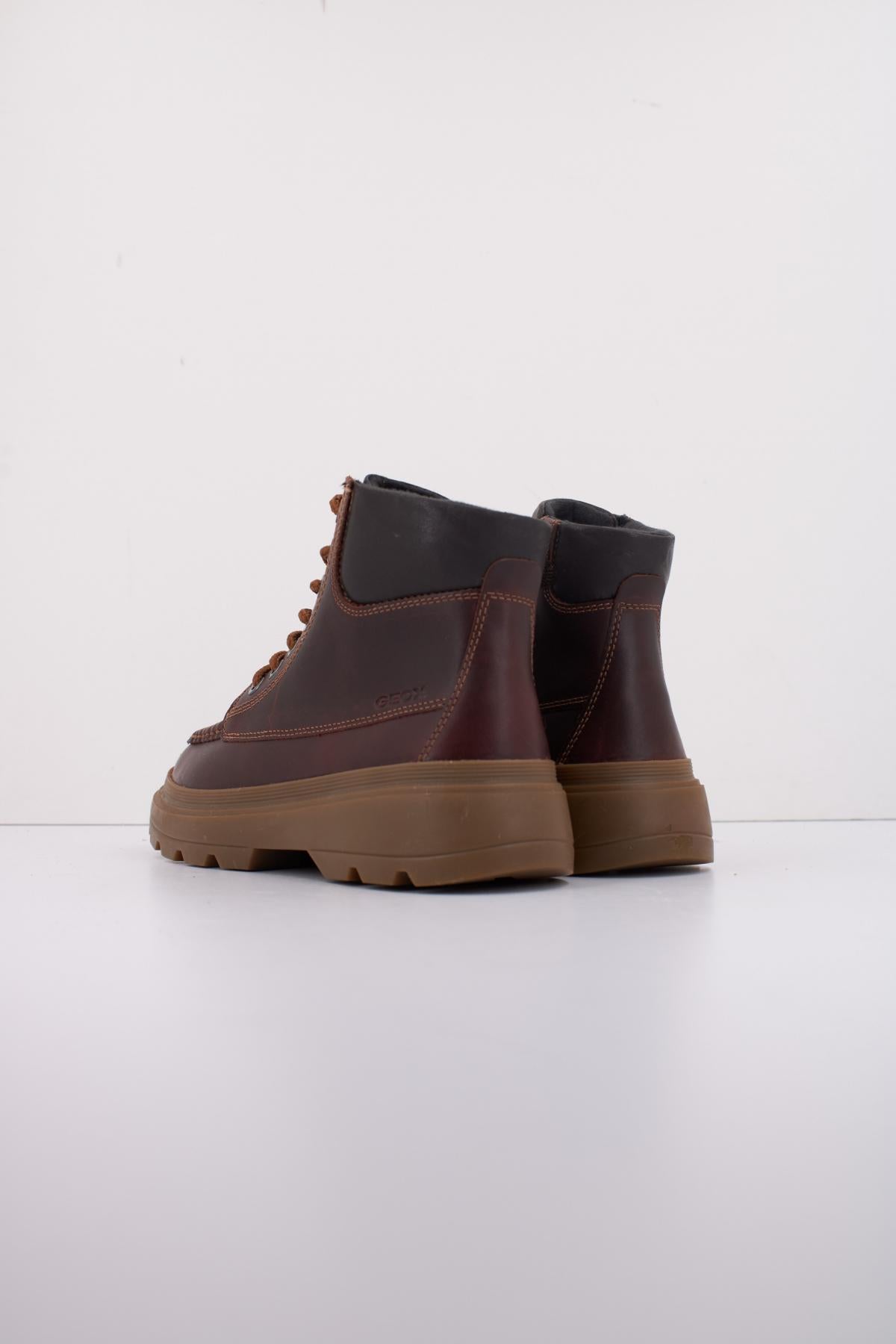 GEOX J KIDDARTAH BOY en color BURDEOS  (4)