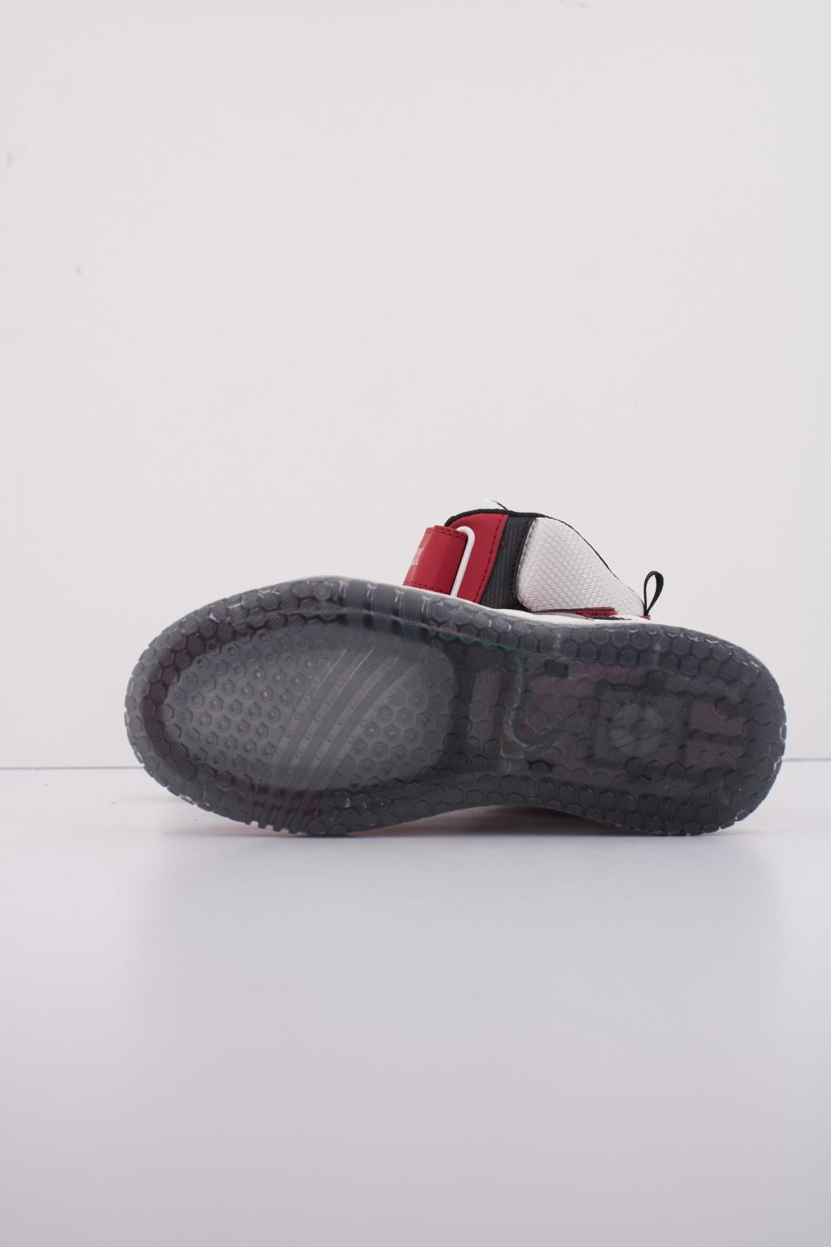 GEOX J BUZZERLIGHT BOY en color ROJO  (5)
