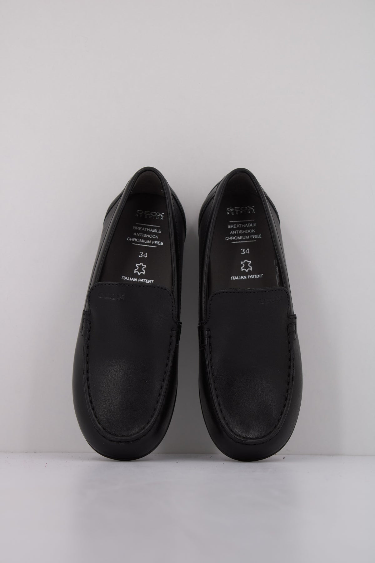 GEOX  J NEW FAST BOY  en color NEGRO  (3)