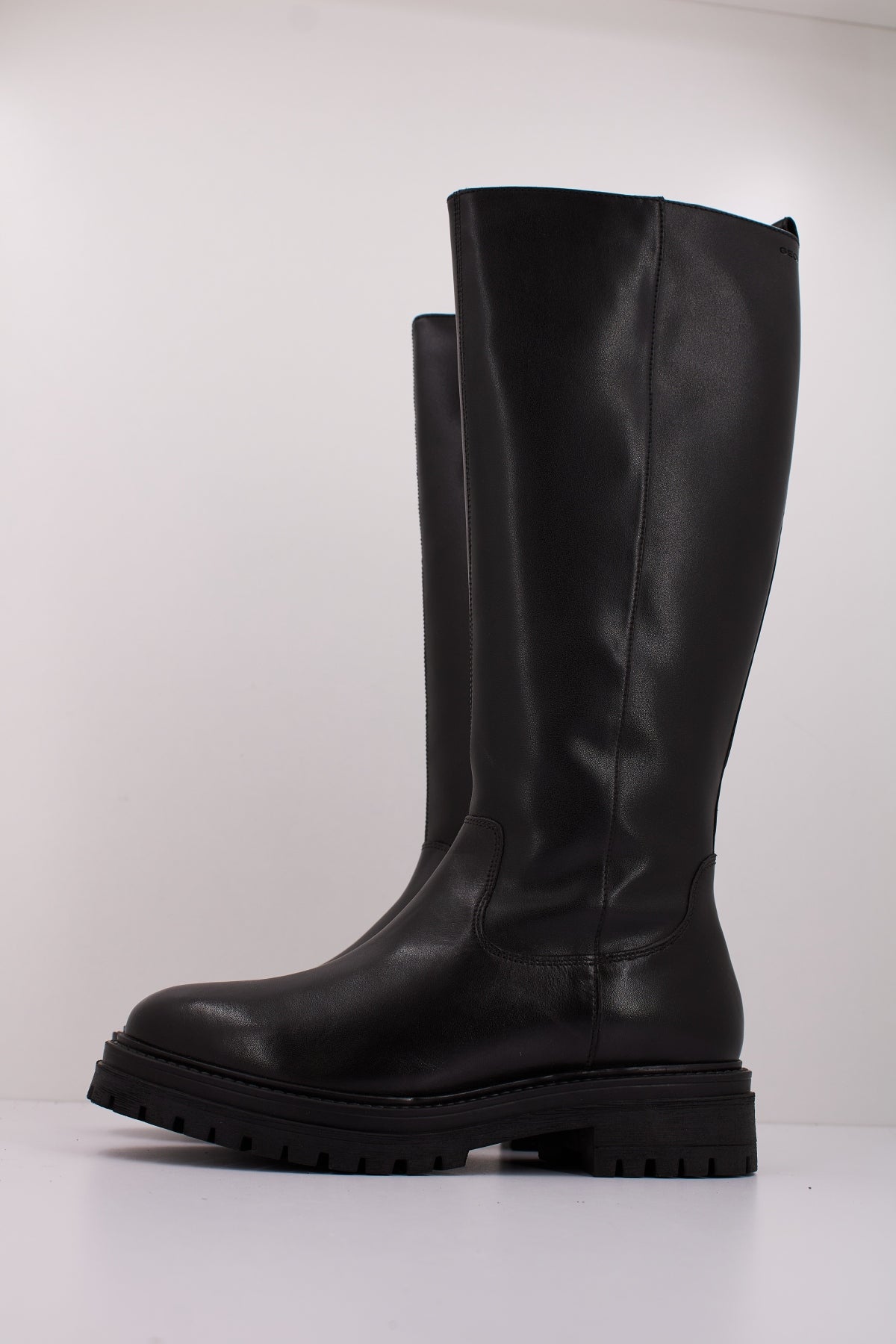 GEOX D IRIDEA en color NEGRO  (1)