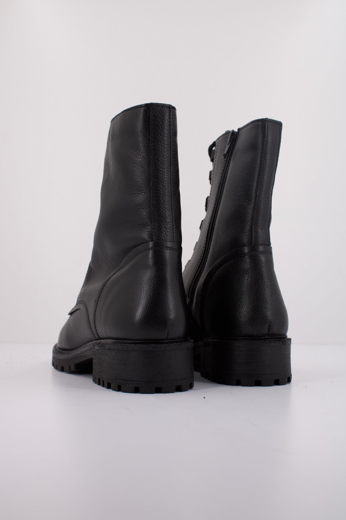 GEOX D HOARA en color NEGRO  (4)