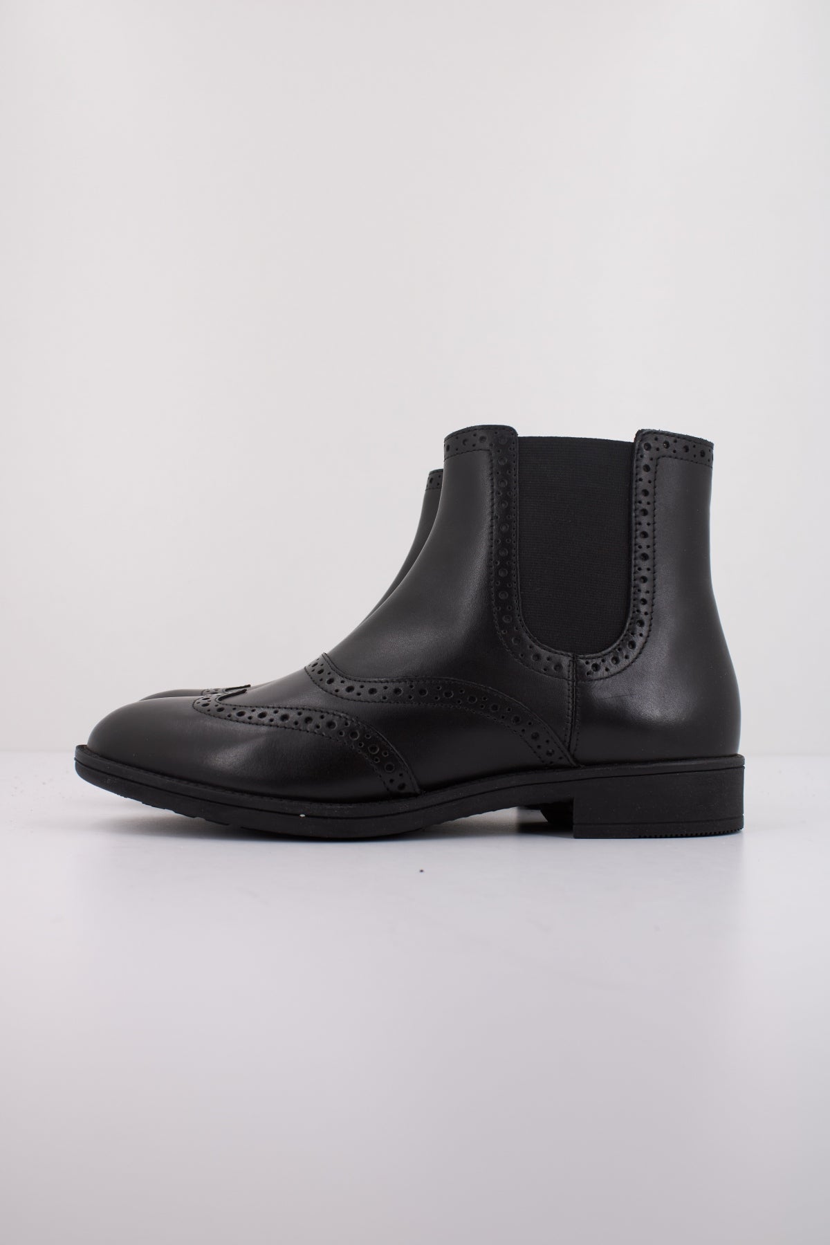 GEOX D JAYLON  en color NEGRO  (1)