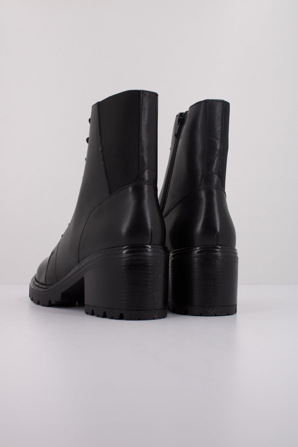 GEOX  D DAMIANA  en color NEGRO  (4)