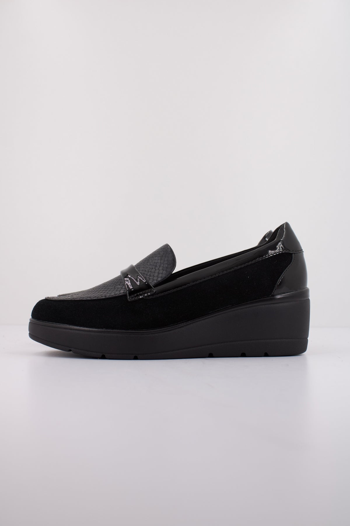 GEOX D ILDE en color NEGRO  (1)