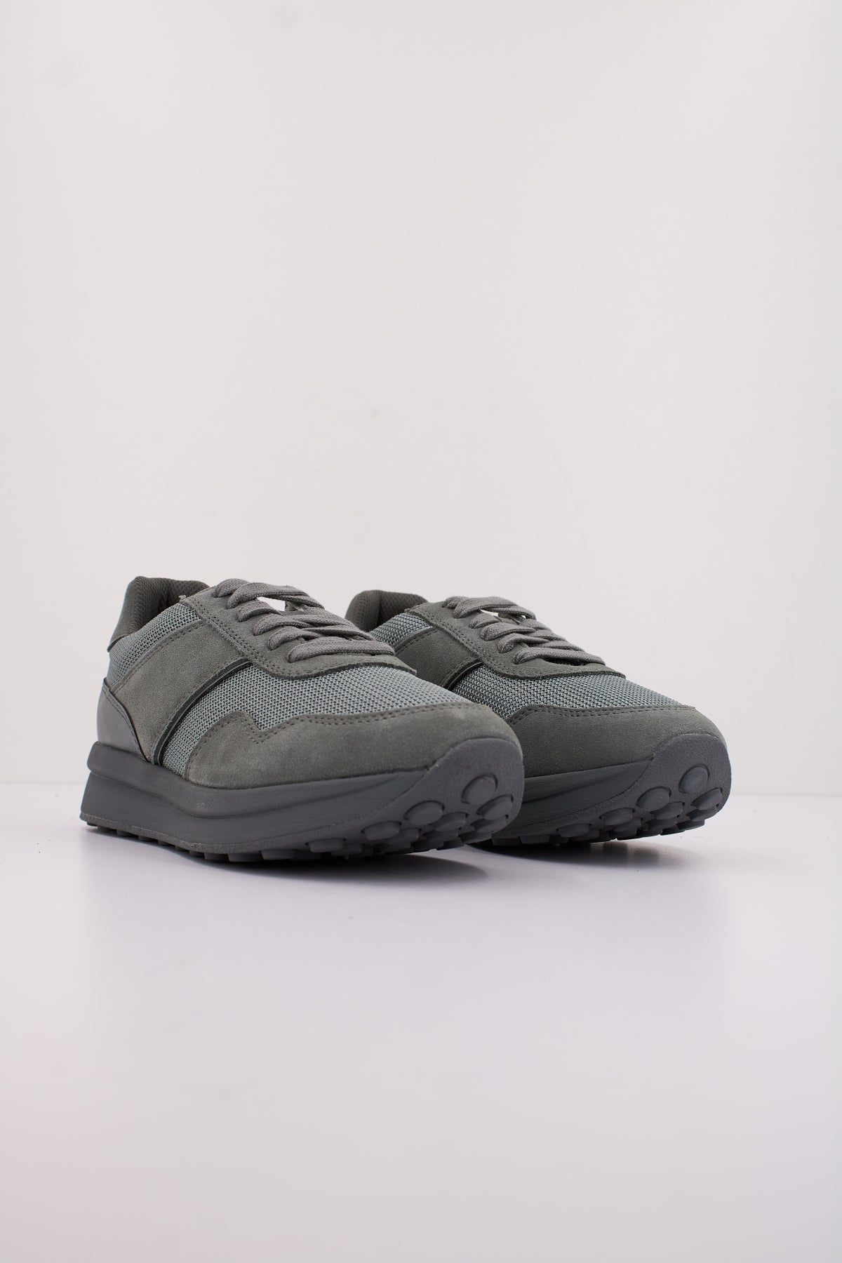 GEOX  D RUNNTIX  en color VERDE  (2)