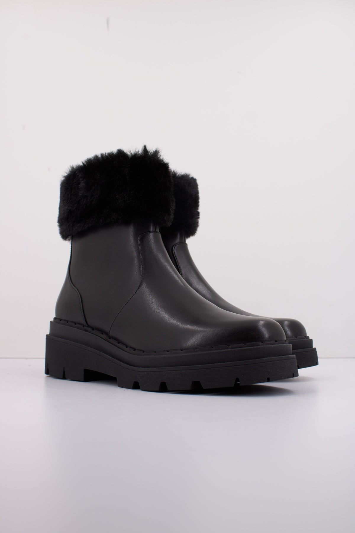 GEOX D FELLENY en color NEGRO  (2)