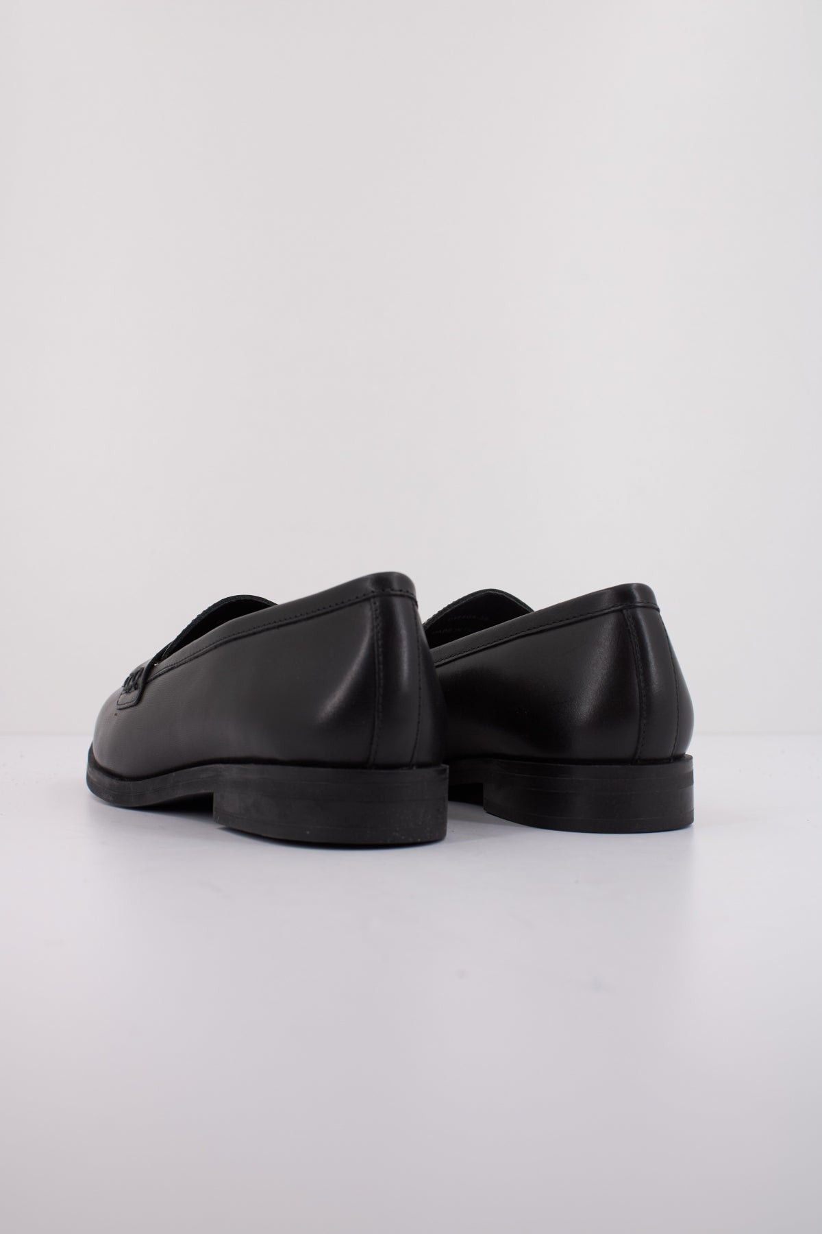 GEOX D CLORIDIE en color NEGRO  (4)