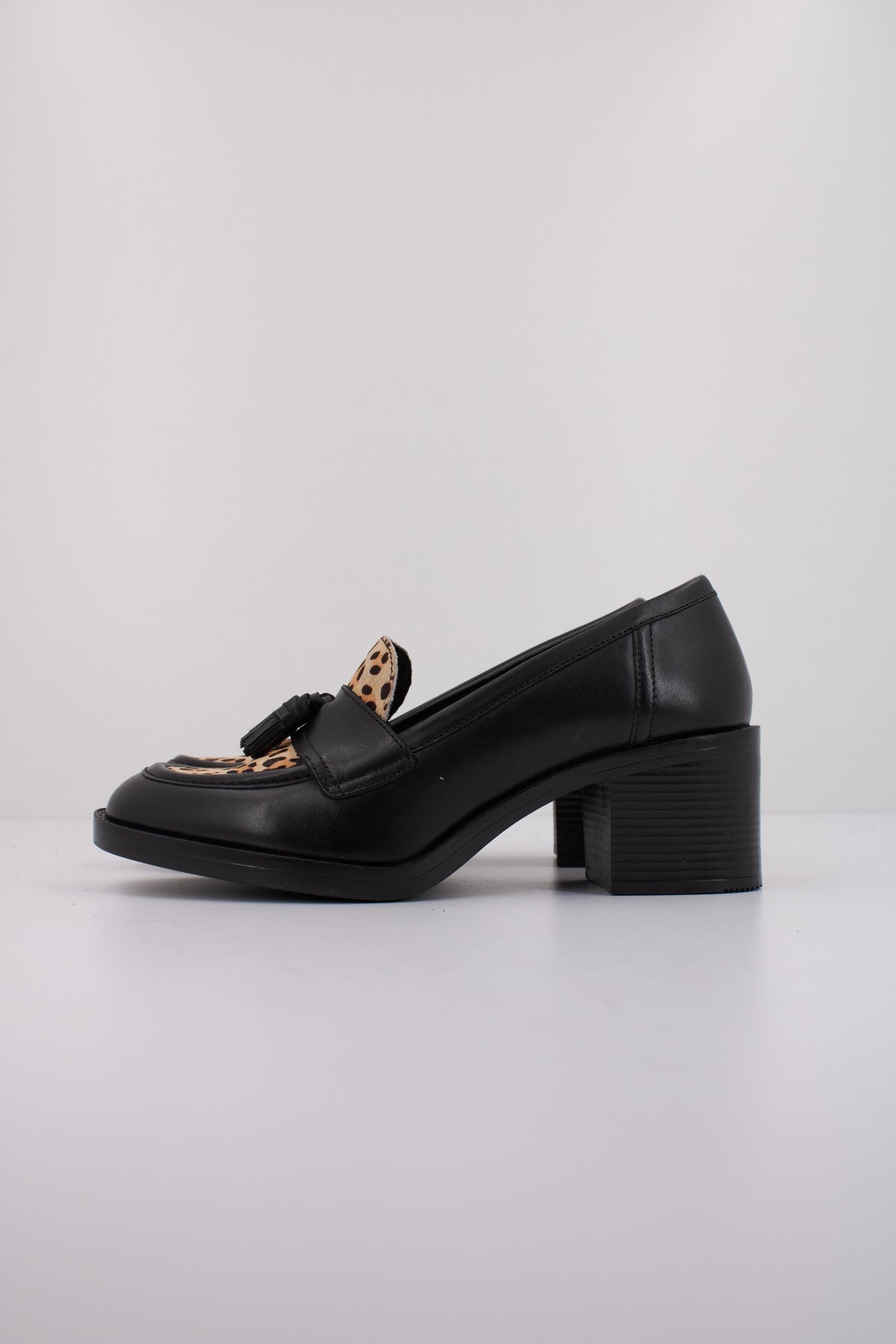 GEOX D SERILDA  en color ANIMAL PRINT  (1)