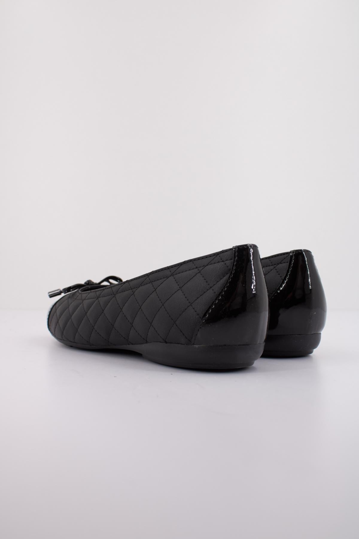 GEOX  D ANNYTAH W  en color NEGRO  (4)