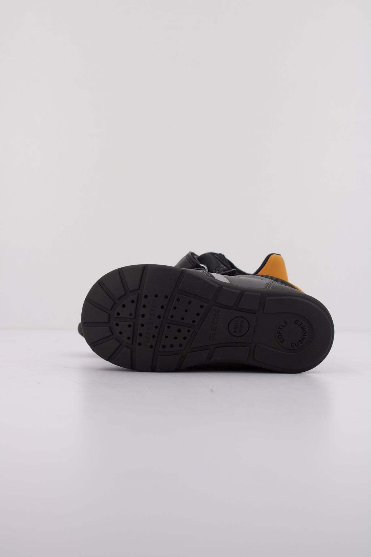 GEOX B ELTHAN BOY en color NEGRO  (5)