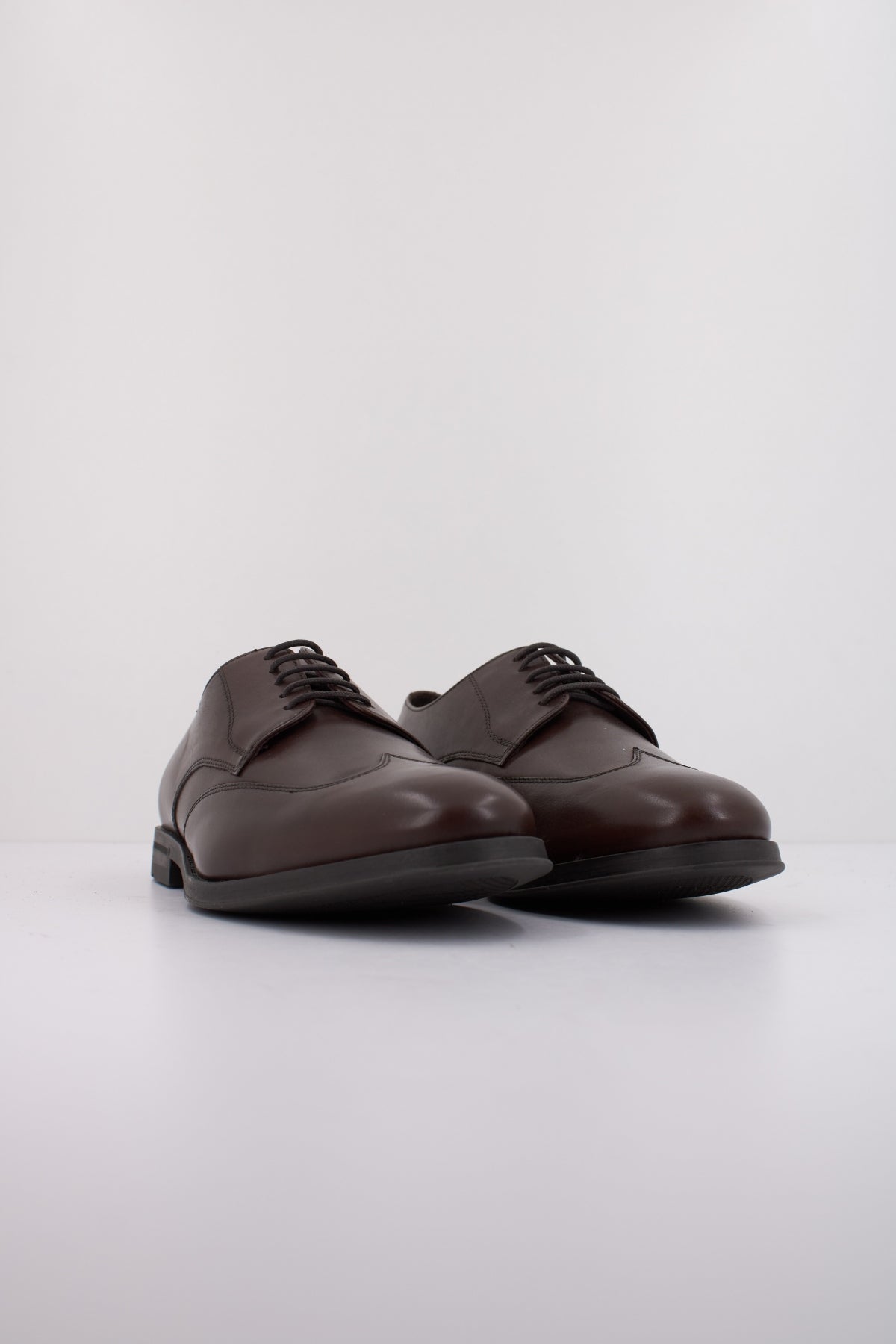 GEOX U DECIO en color MARRON  (2)