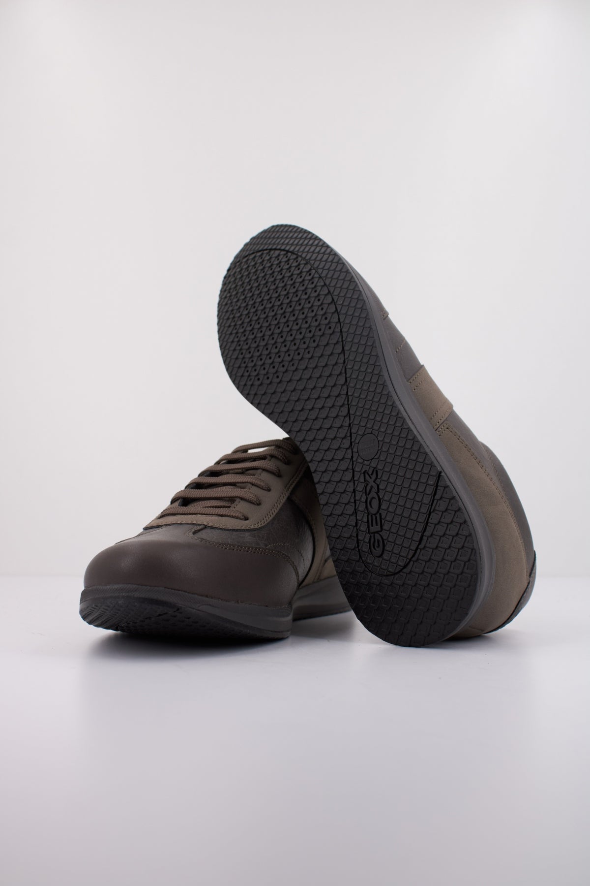 GEOX U AVERY en color MARRON  (5)
