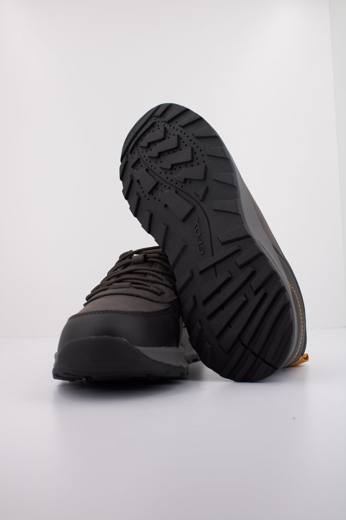 GEOX U TERRESTRE en color GRIS  (5)
