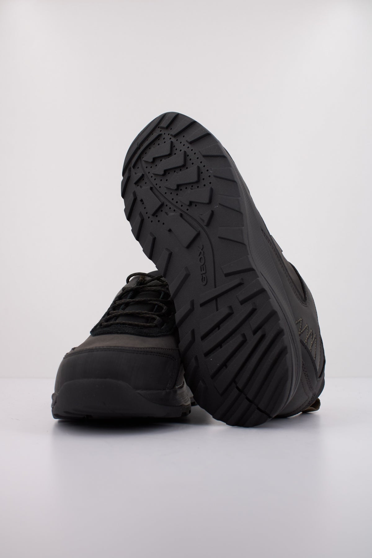 GEOX U TERRESTRE B ABX en color NEGRO  (5)