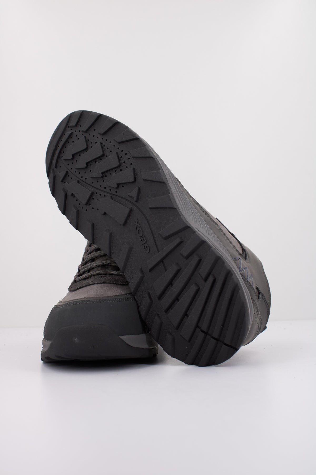 GEOX U TERRESTRE B ABX en color GRIS  (5)