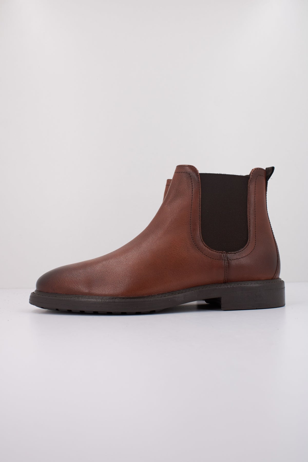 GEOX U TIBERIO en color MARRON  (1)
