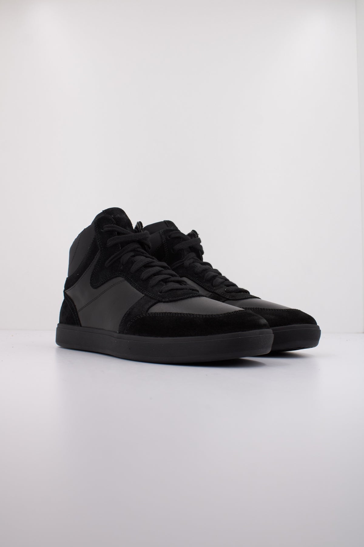 GEOX U AVOLA en color NEGRO  (2)
