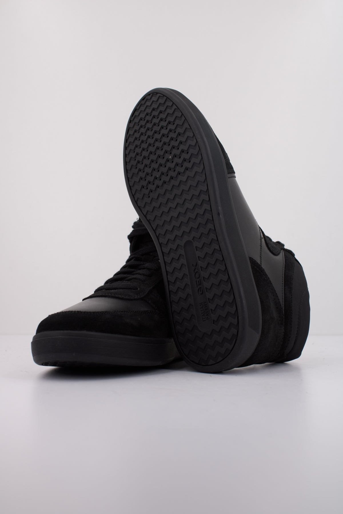 GEOX U AVOLA en color NEGRO  (5)