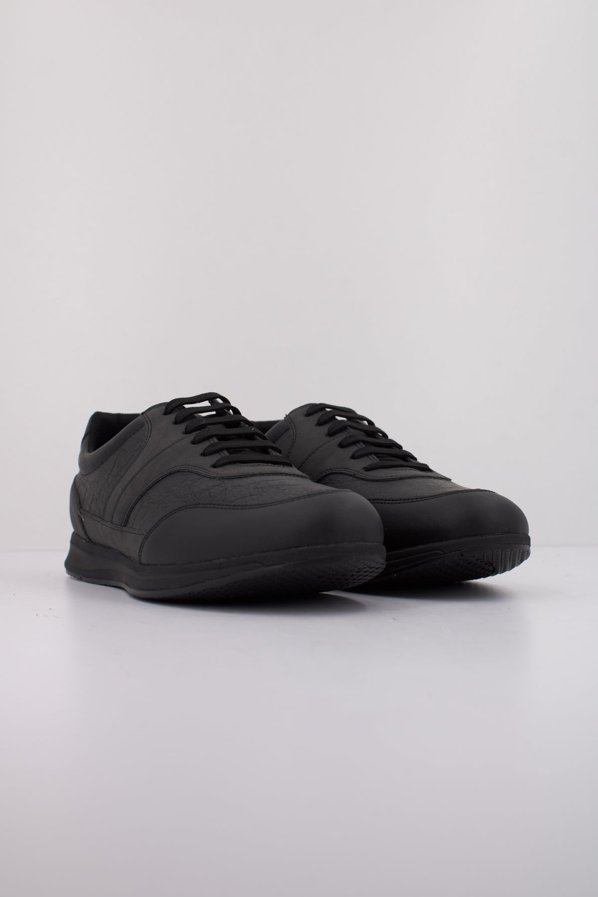 GEOX U AVERY en color NEGRO  (2)