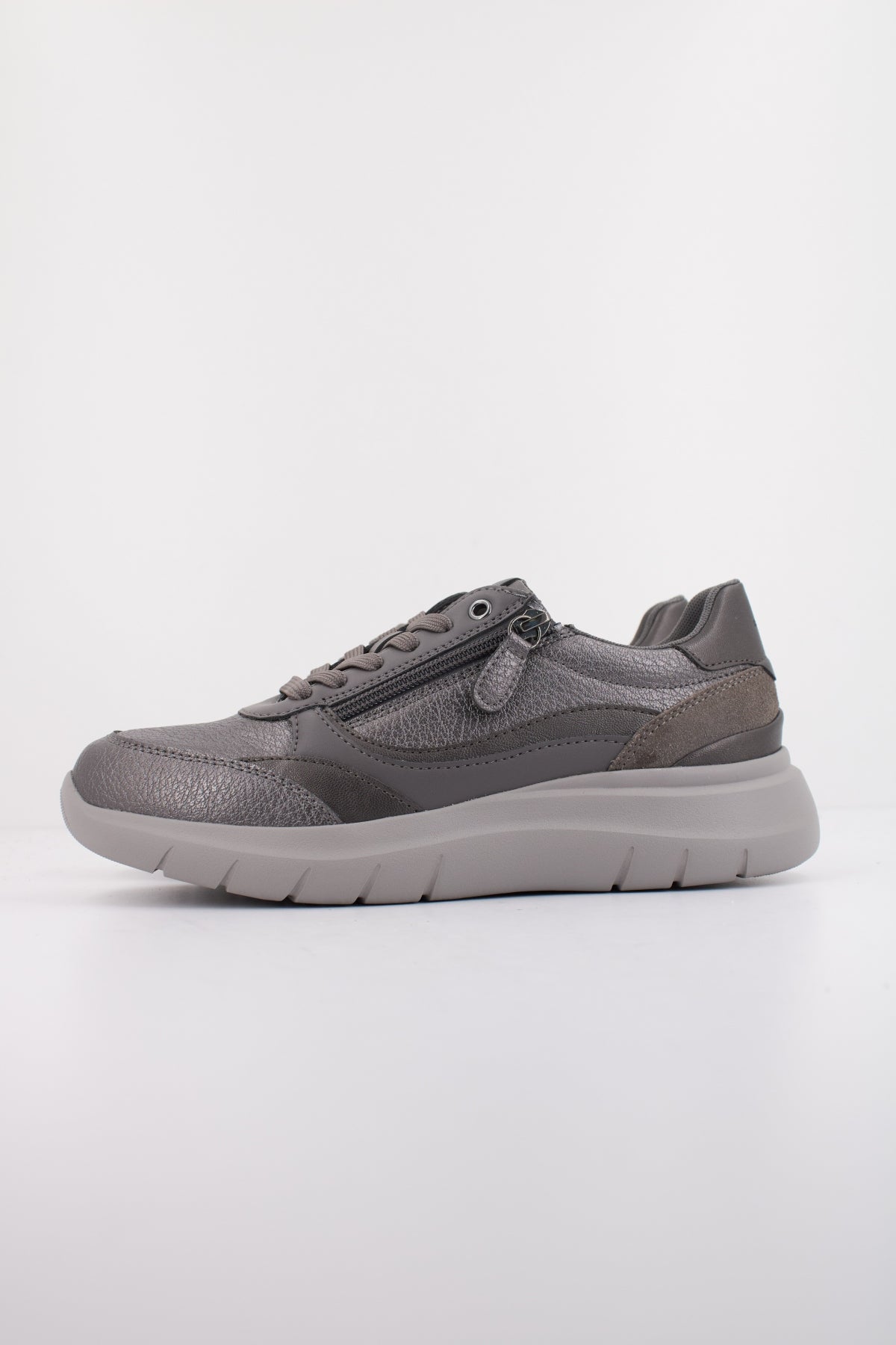 GEOX D PLUMMERY en color GRIS  (1)