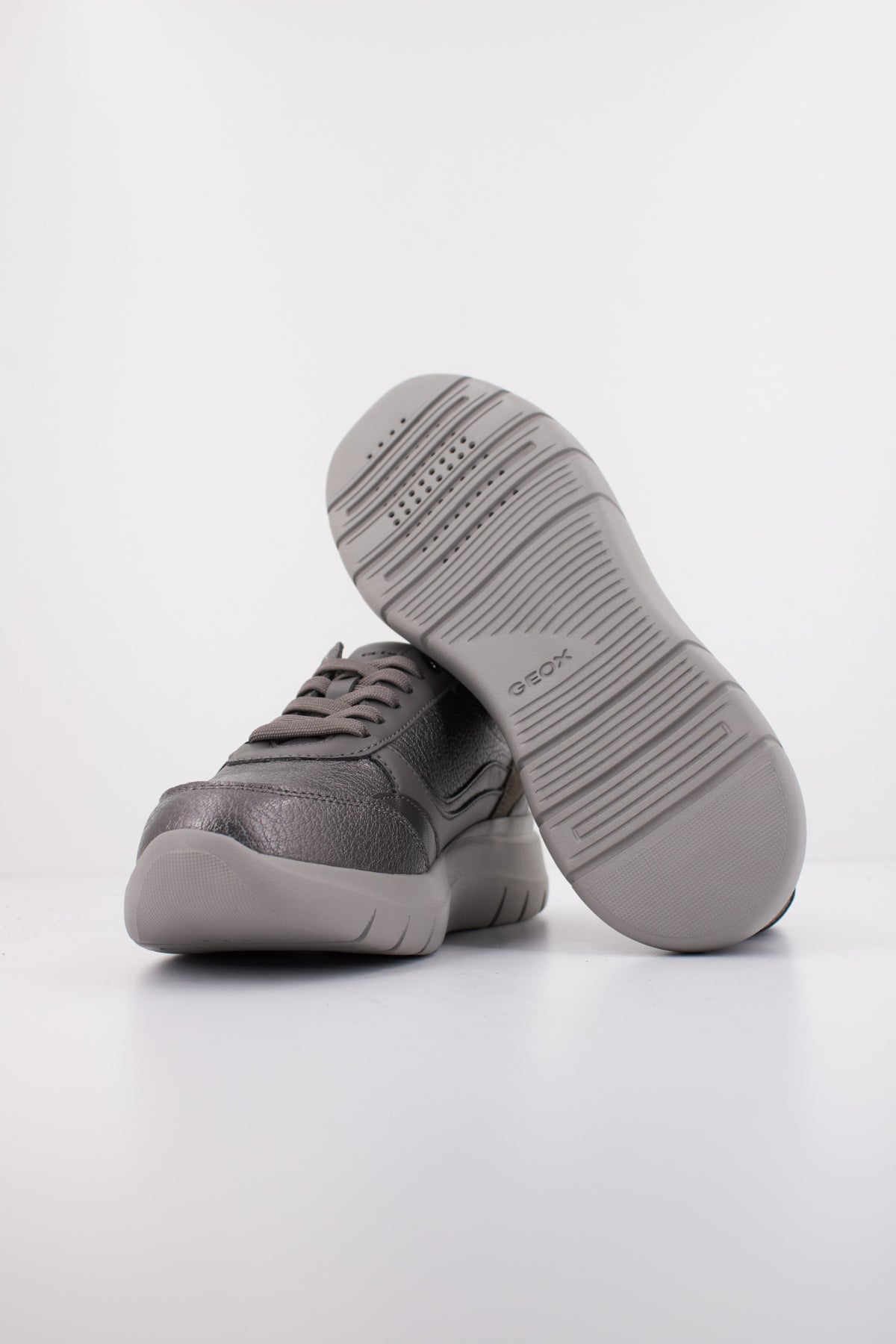 GEOX D PLUMMERY en color GRIS  (5)