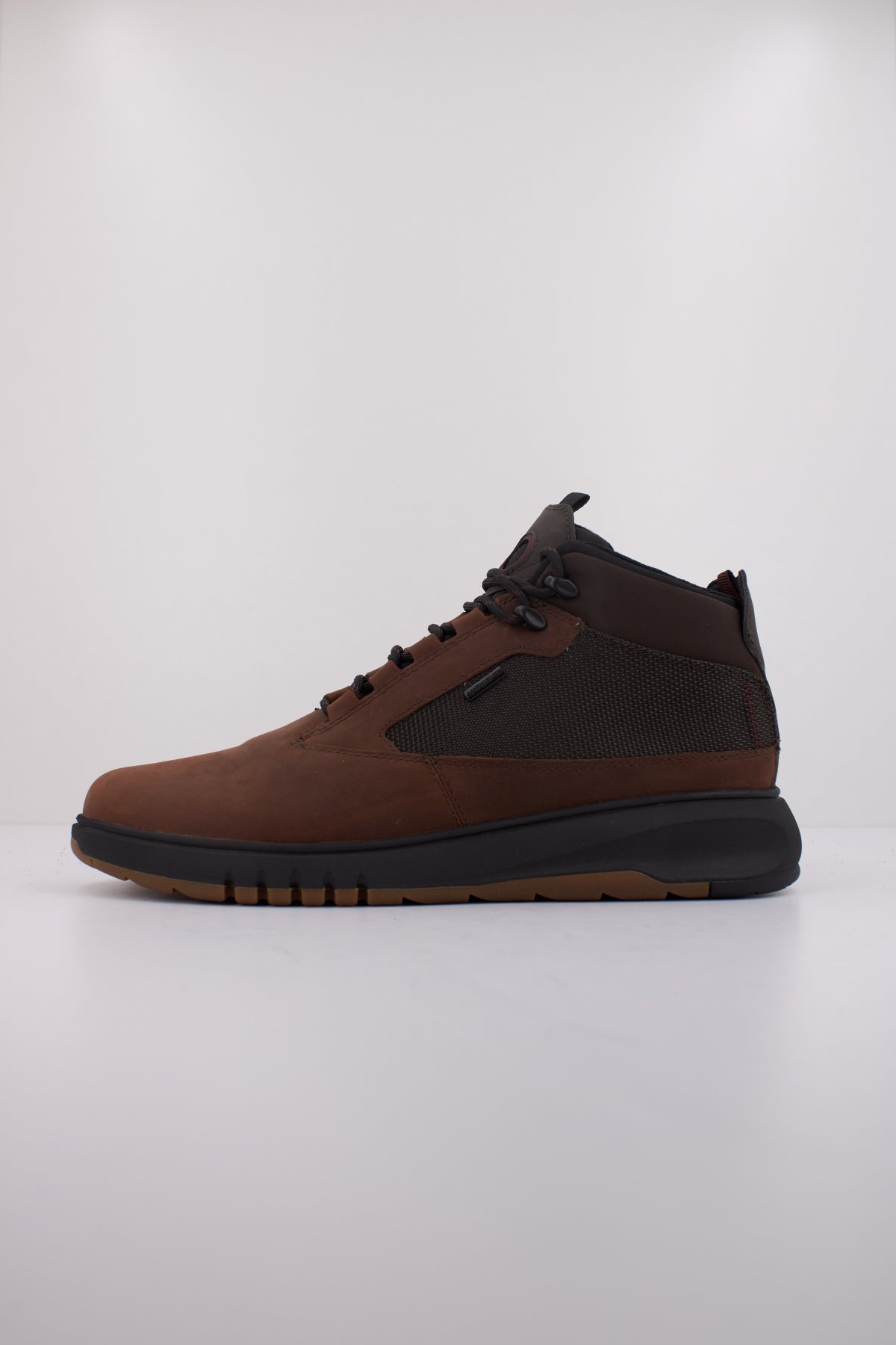 GEOX U AERANTIS X B ABX en color MARRON  (1)