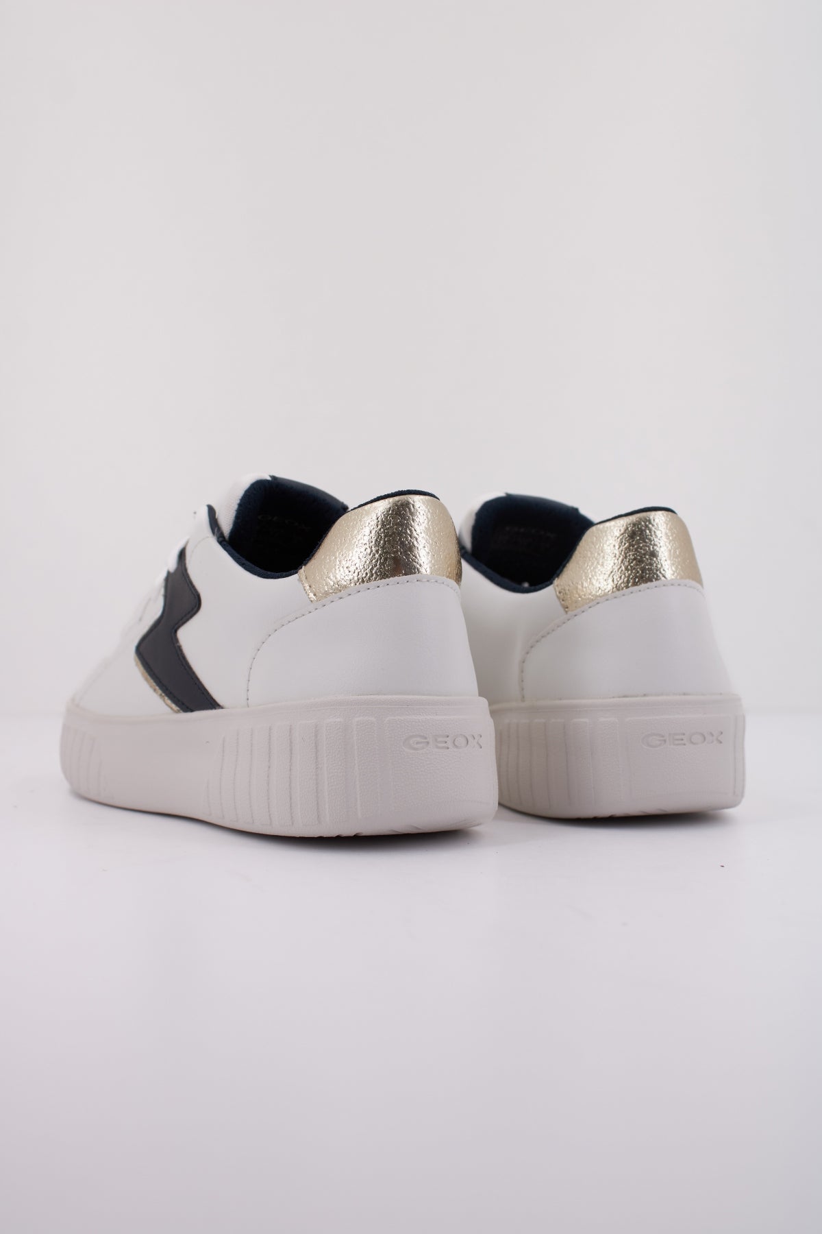 GEOX  J MIKIROSHI GIRL  en color BLANCO  (4)