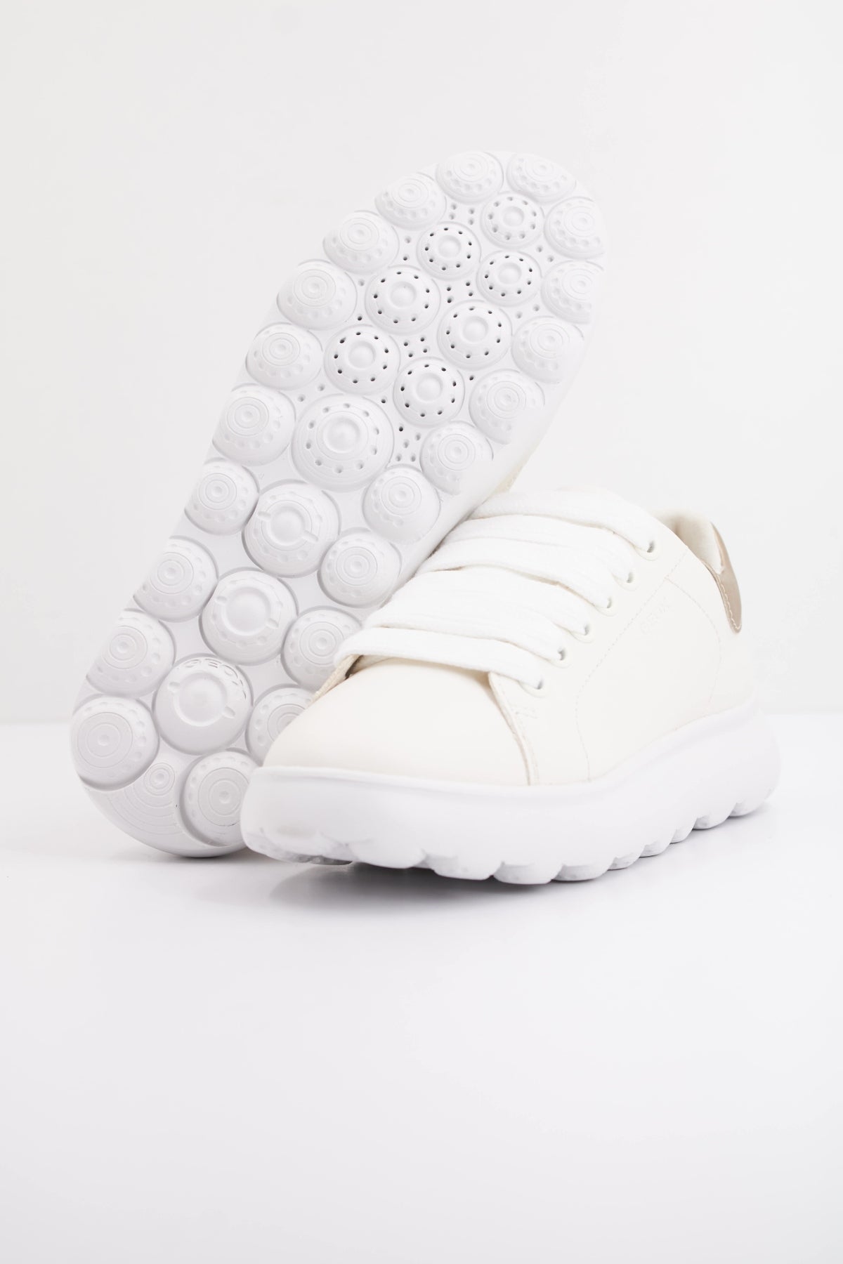 GEOX J PUFFYPOP GIRL en color BEIS  (5)