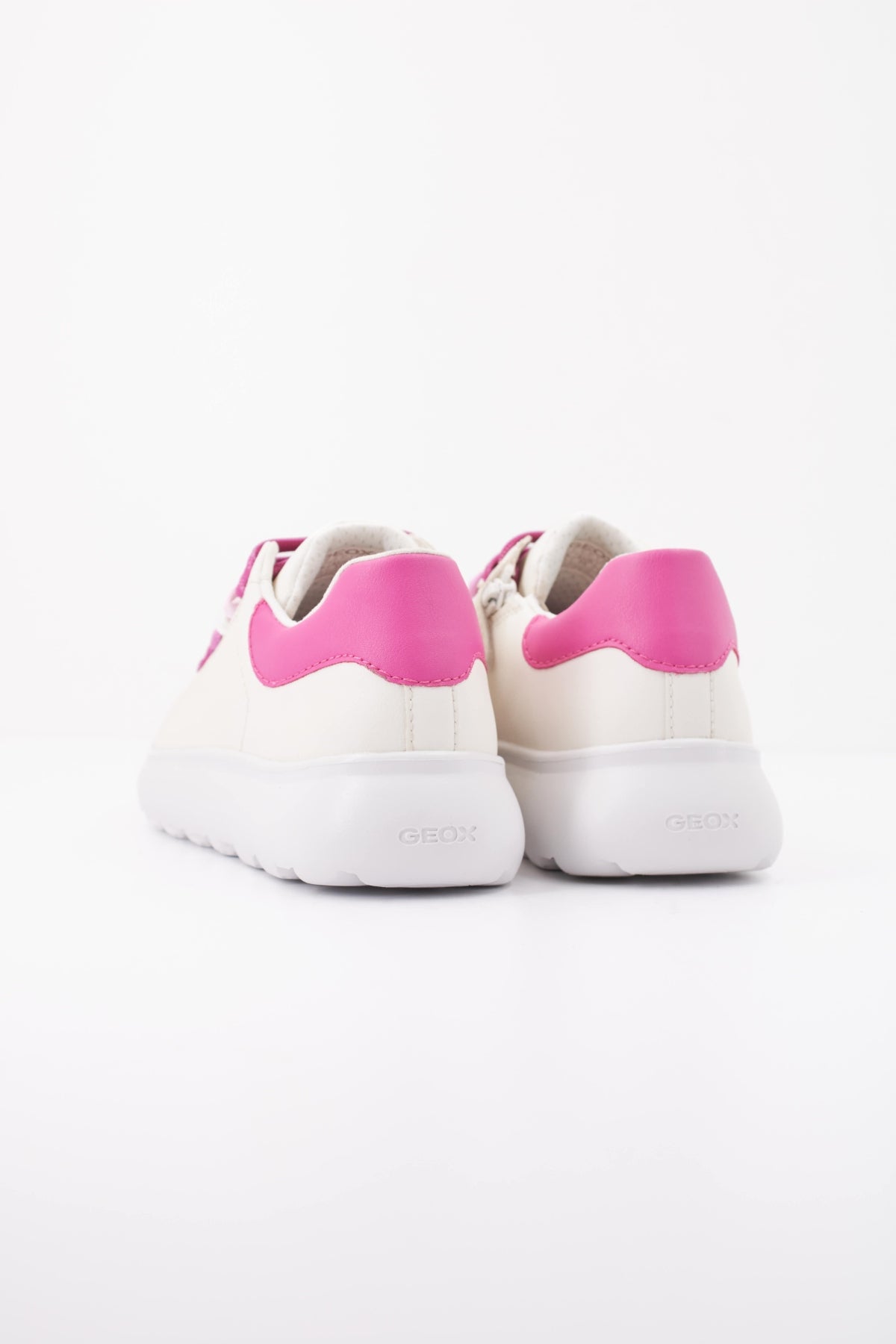 GEOX  J PUFFYPOP GIRL  en color BEIS  (4)