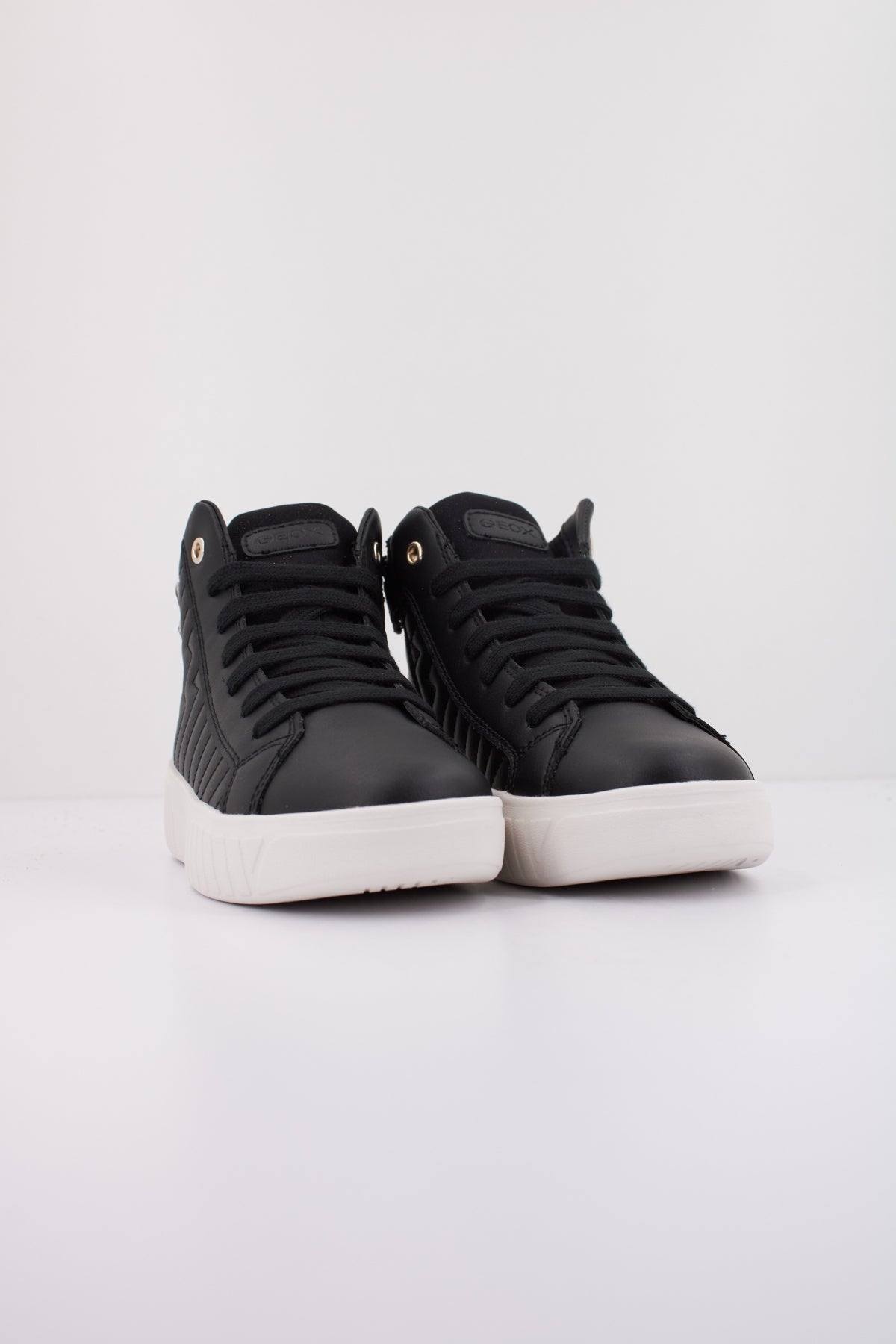 GEOX  J MIKIROSHI GIRL  en color NEGRO  (2)
