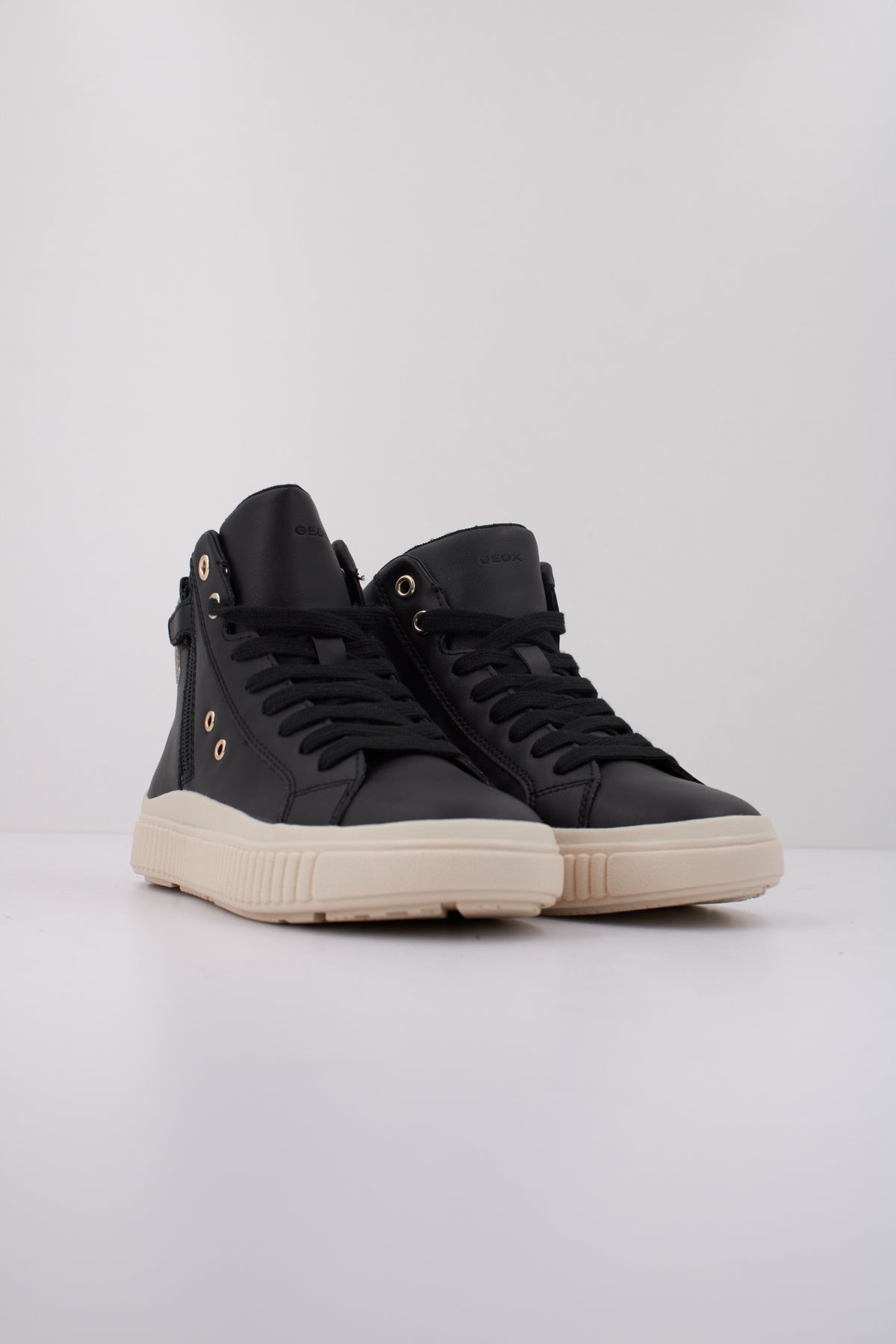 GEOX J LAQUINNY GIRL en color NEGRO  (2)