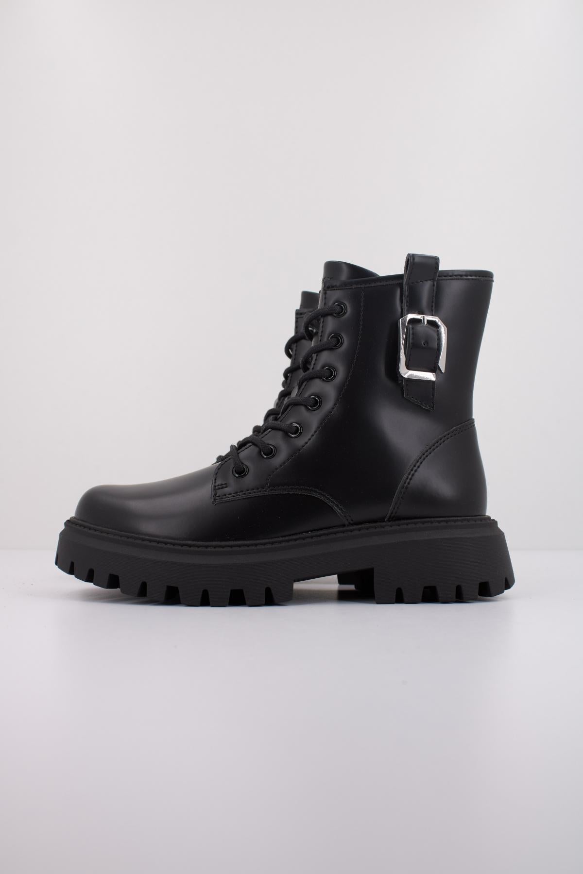 GEOX J MAQUINNENS GIRL en color NEGRO  (1)