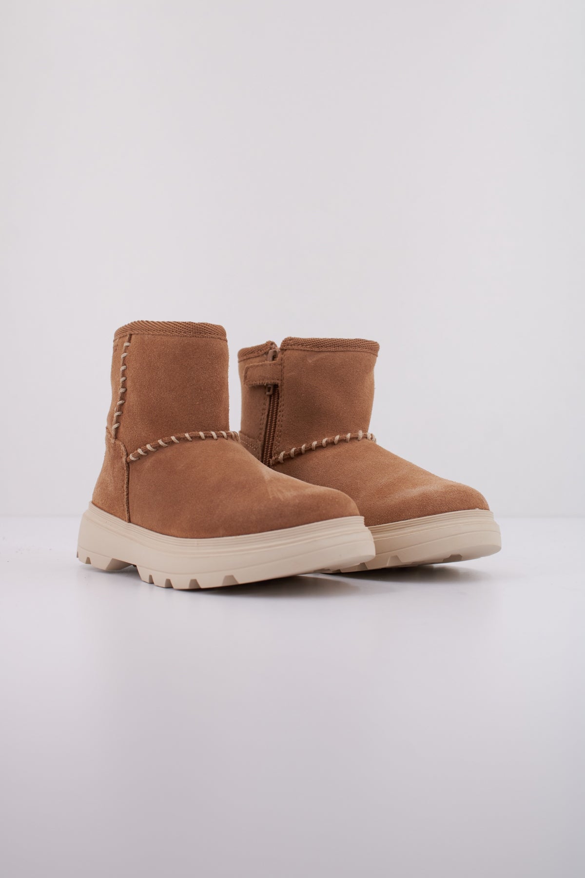 GEOX B KIDDARTAH GIRL en color MARRON CLARO  (2)